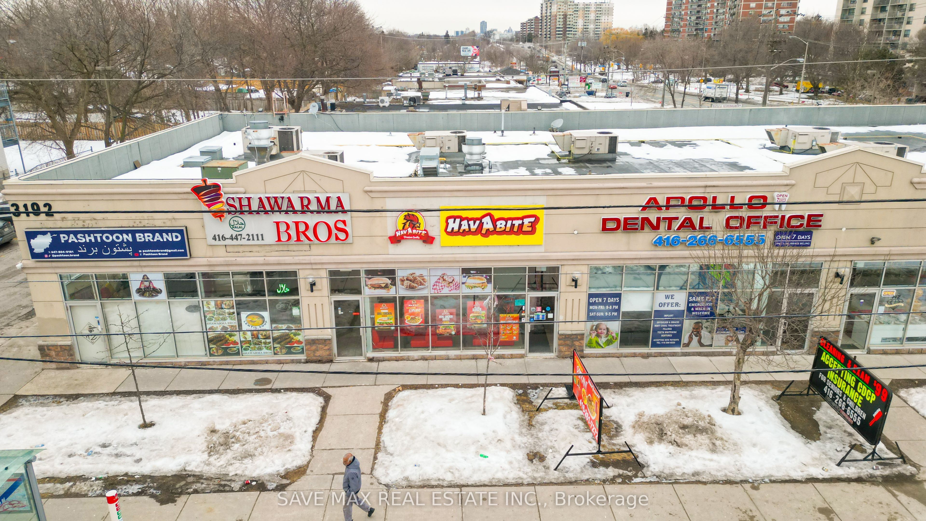 #2 - 3192 Eglinton Avenue Property Photo 1