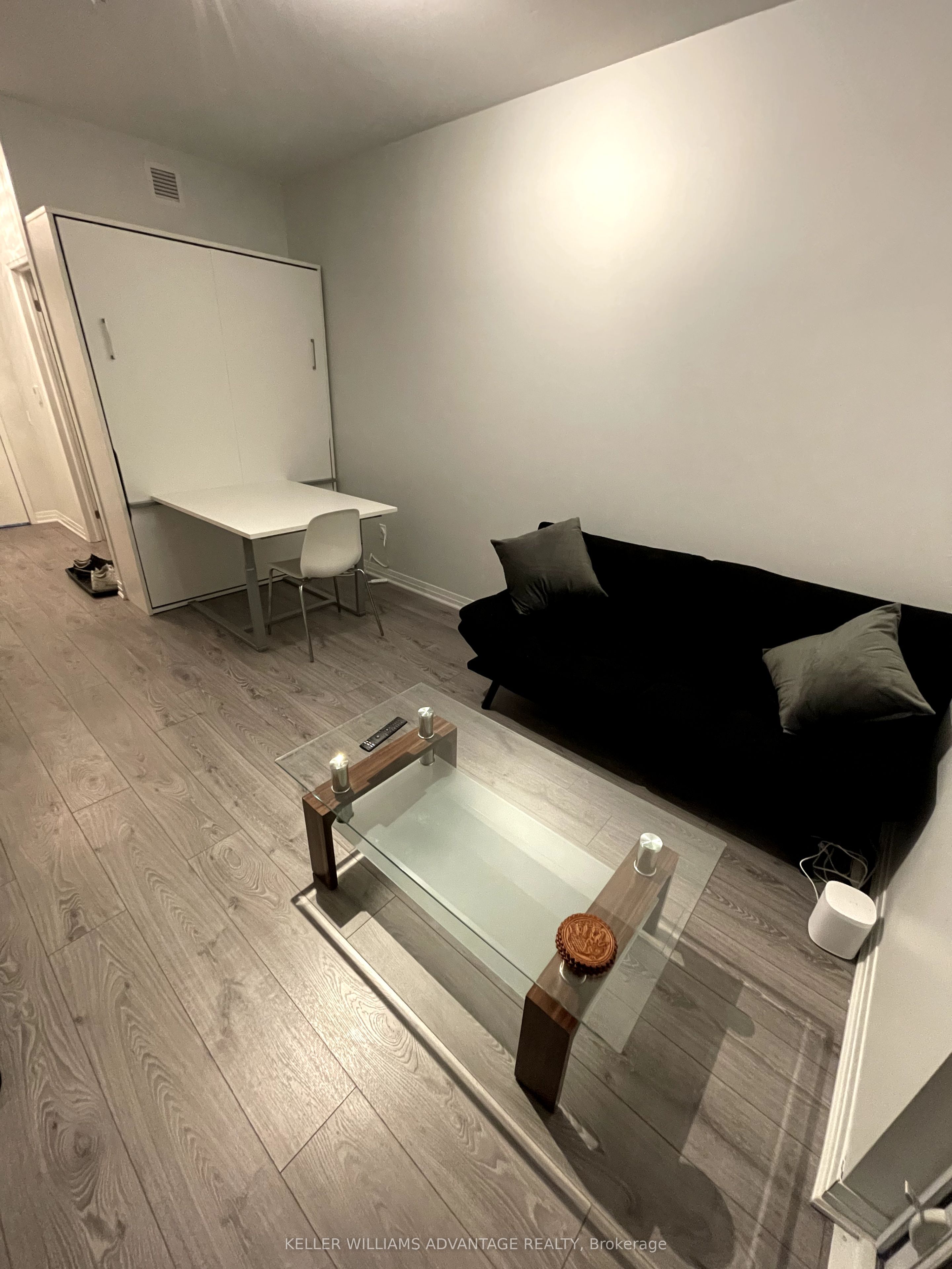 #329 - 1900 Simcoe Street Property Photo 4