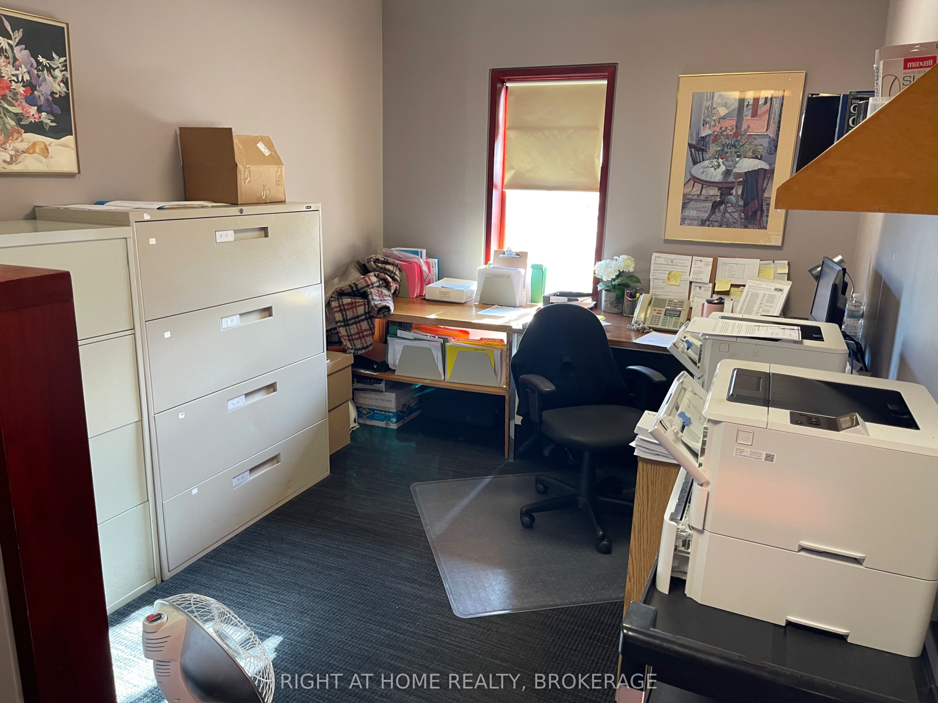 90 Simcoe Street Property Photo 11