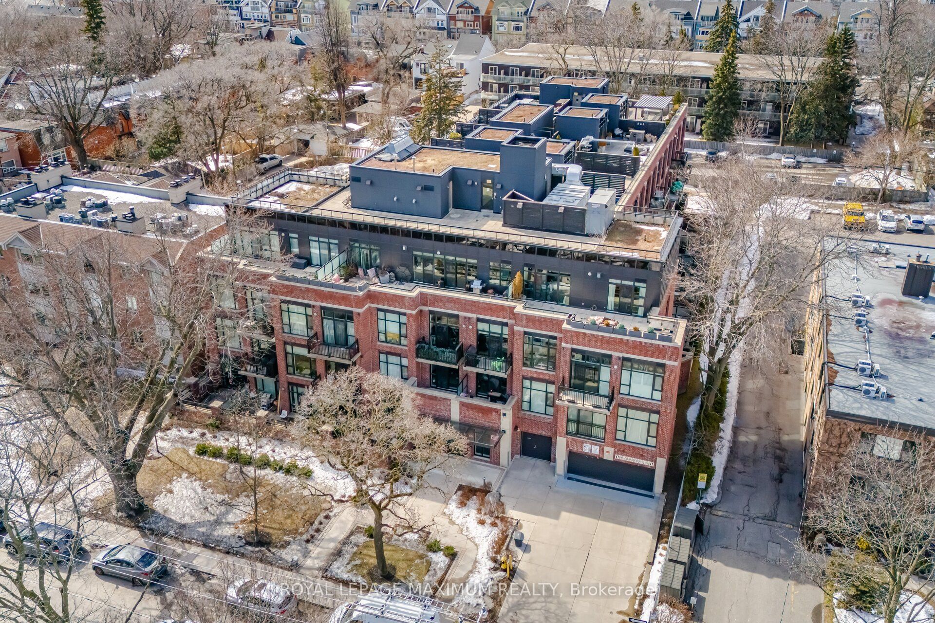 #315 - 66 Kippendavie Avenue Property Photo 3