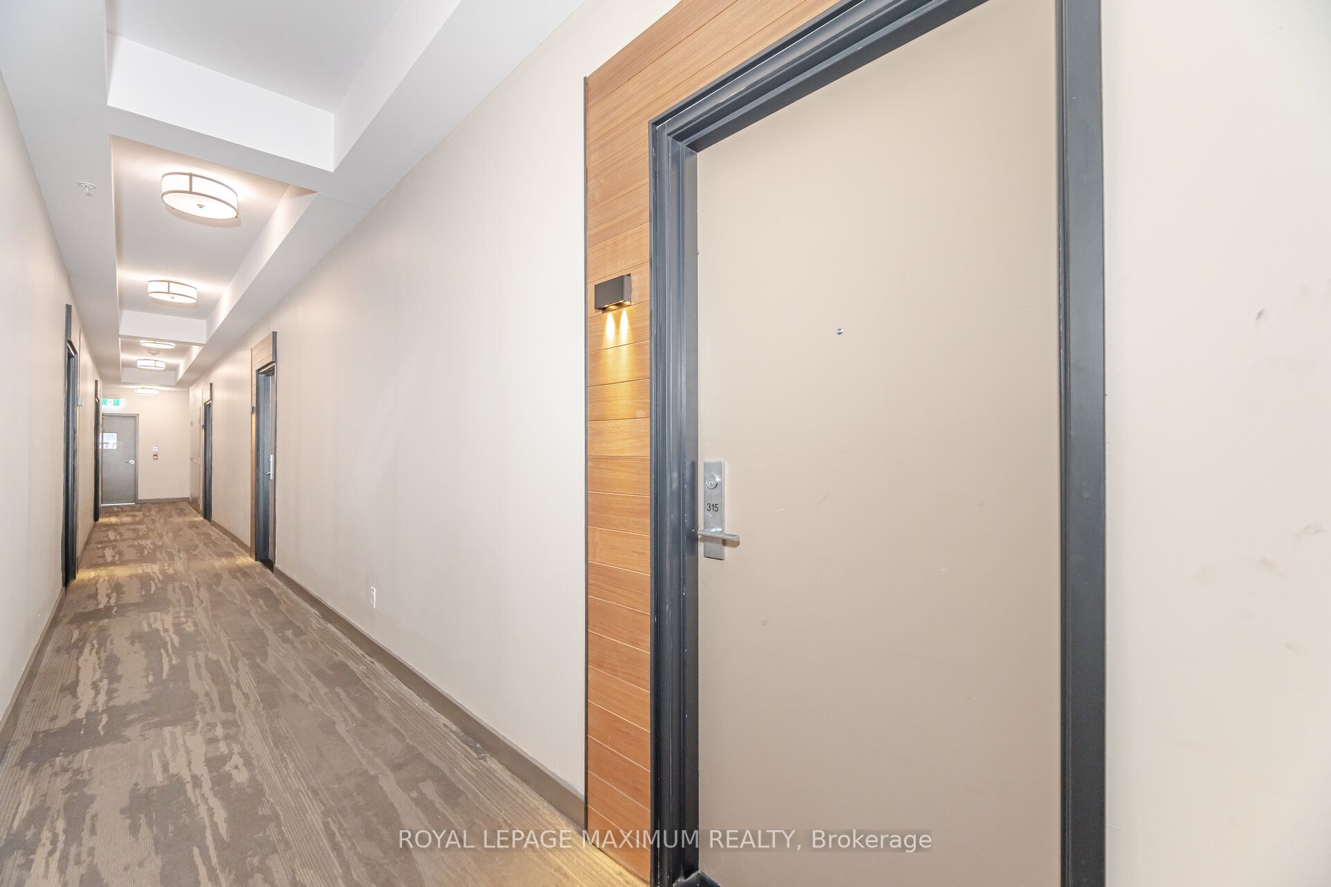 #315 - 66 Kippendavie Avenue Property Photo 6