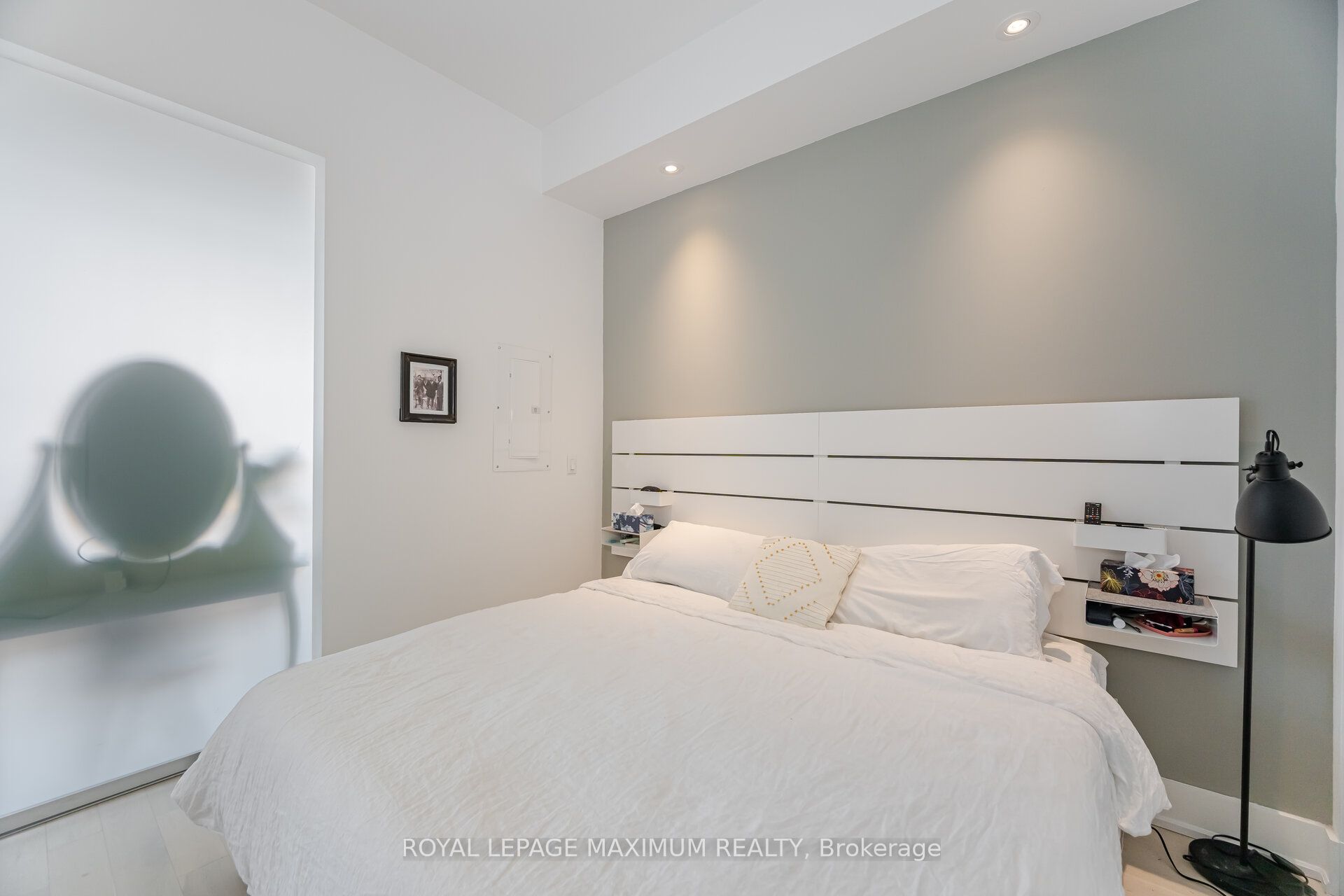 #315 - 66 Kippendavie Avenue Property Photo 23