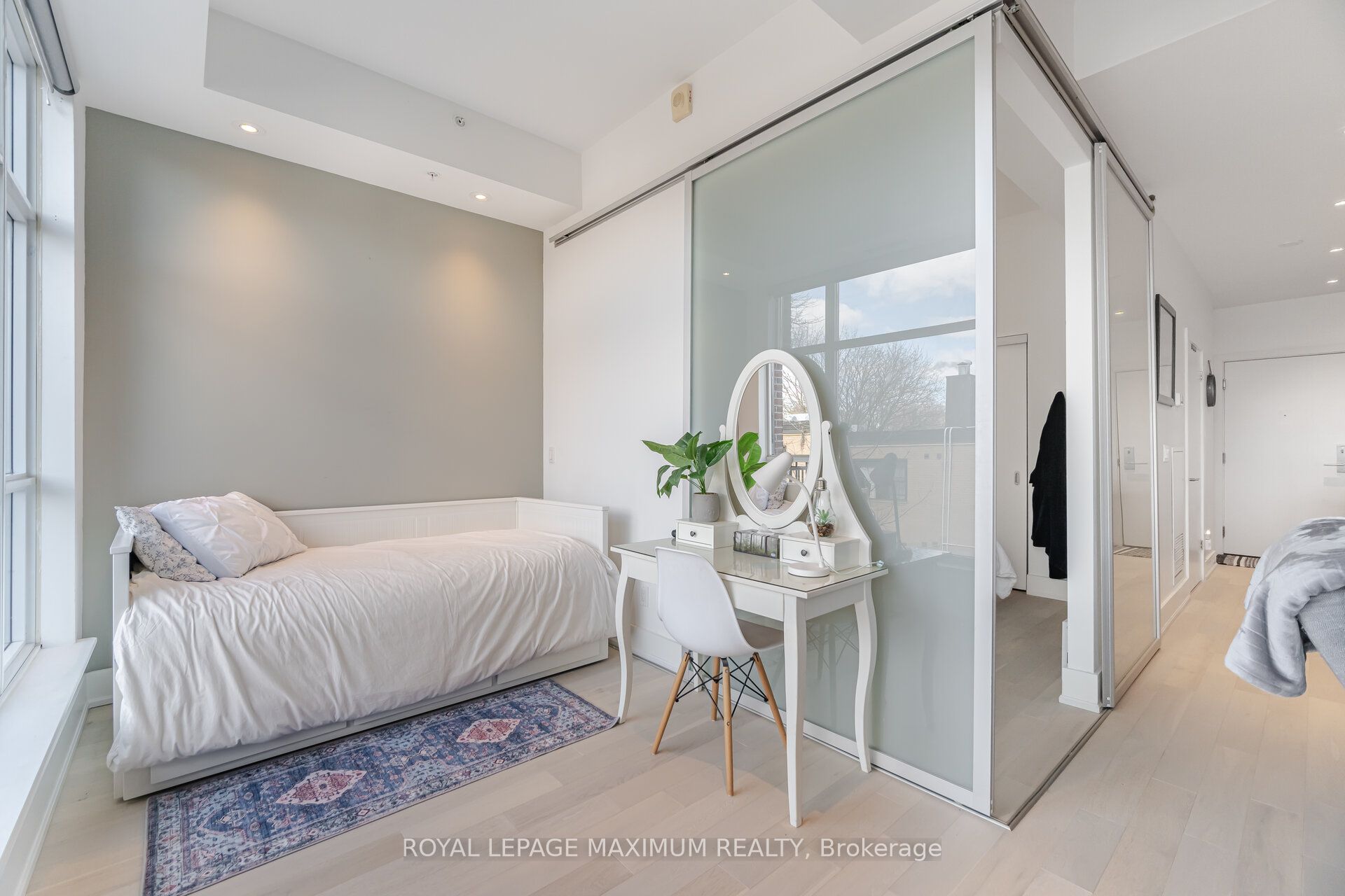 #315 - 66 Kippendavie Avenue Property Photo 25