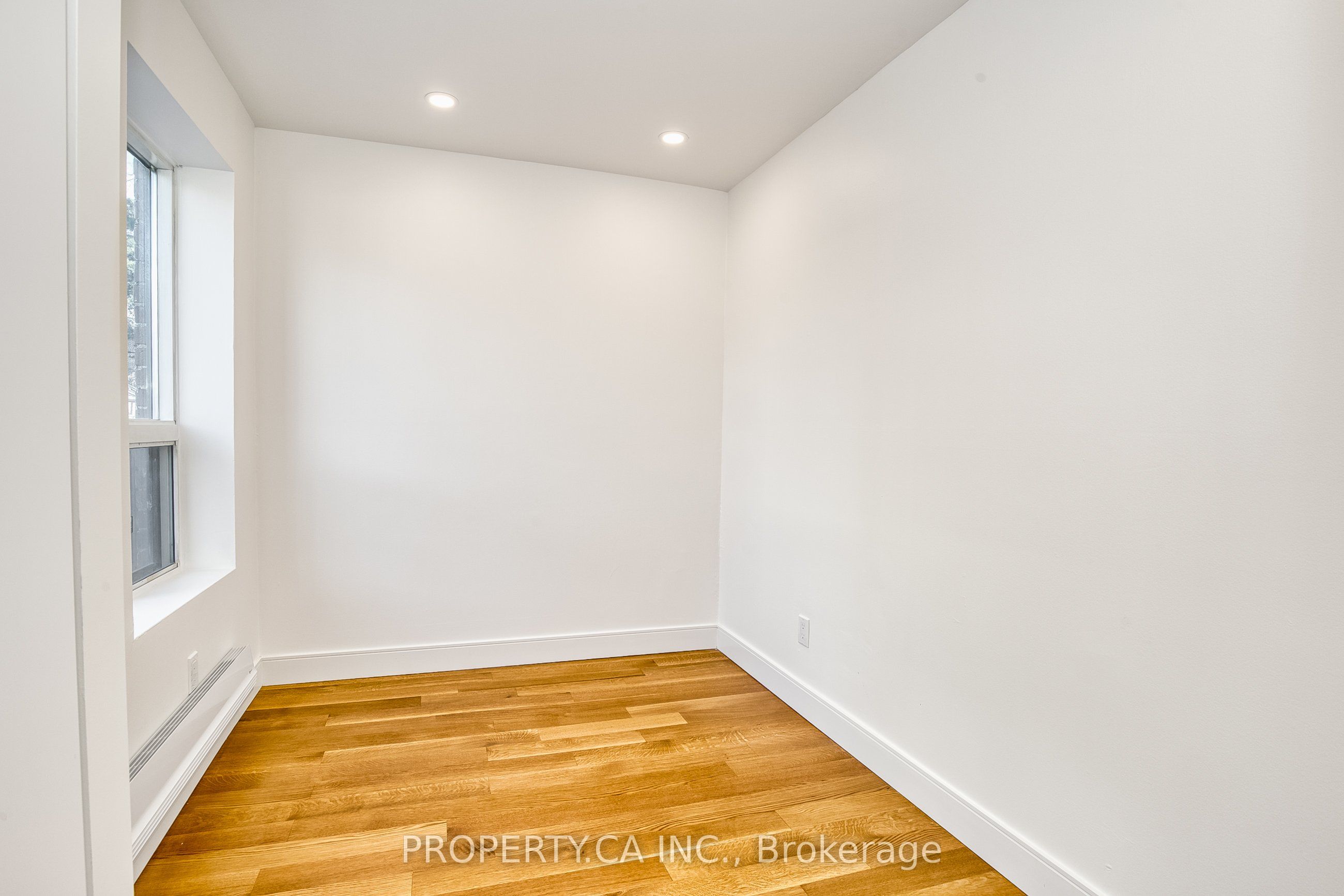 97 Lee Avenue Property Photo 9