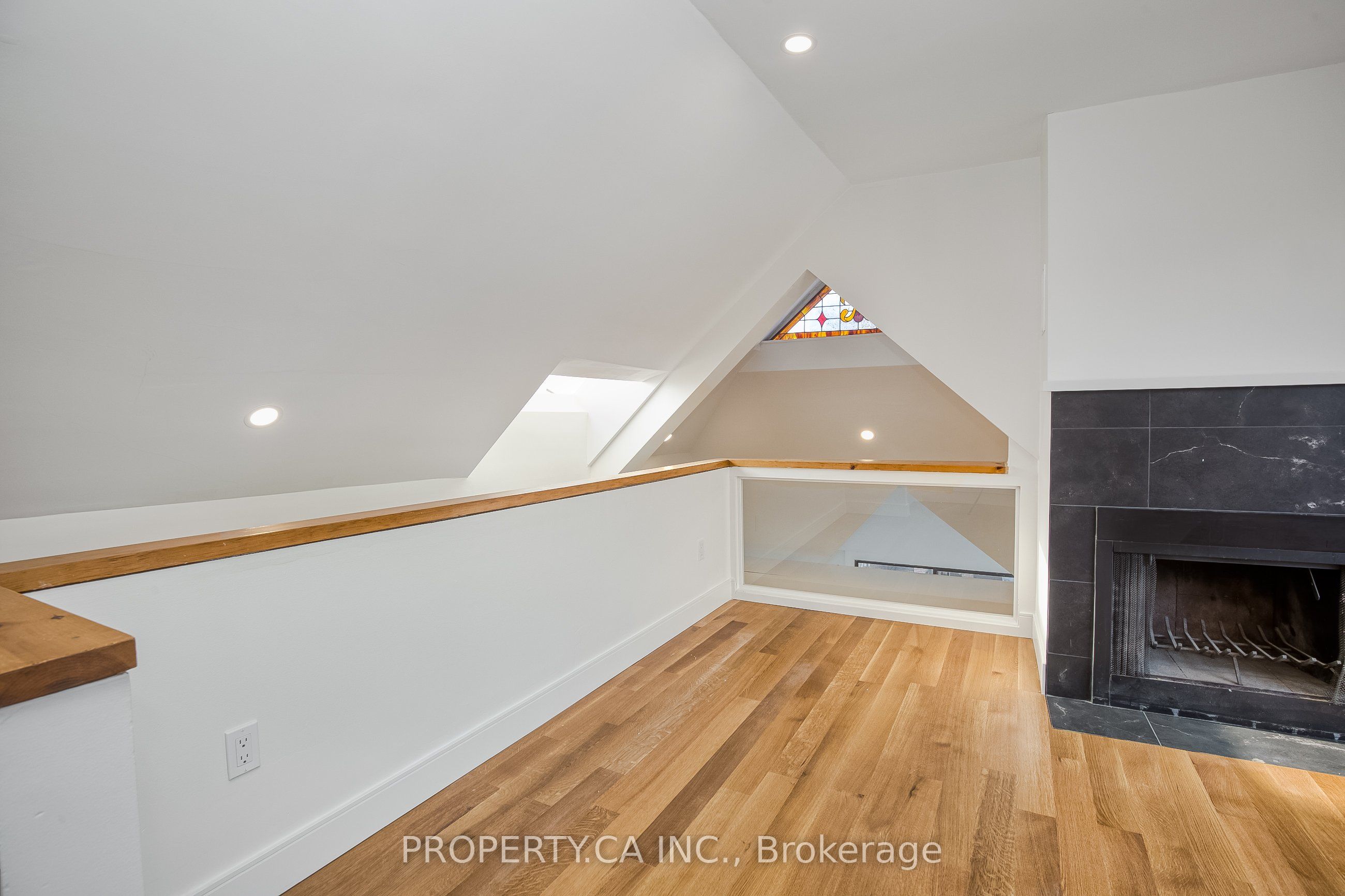 97 Lee Avenue Property Photo 16