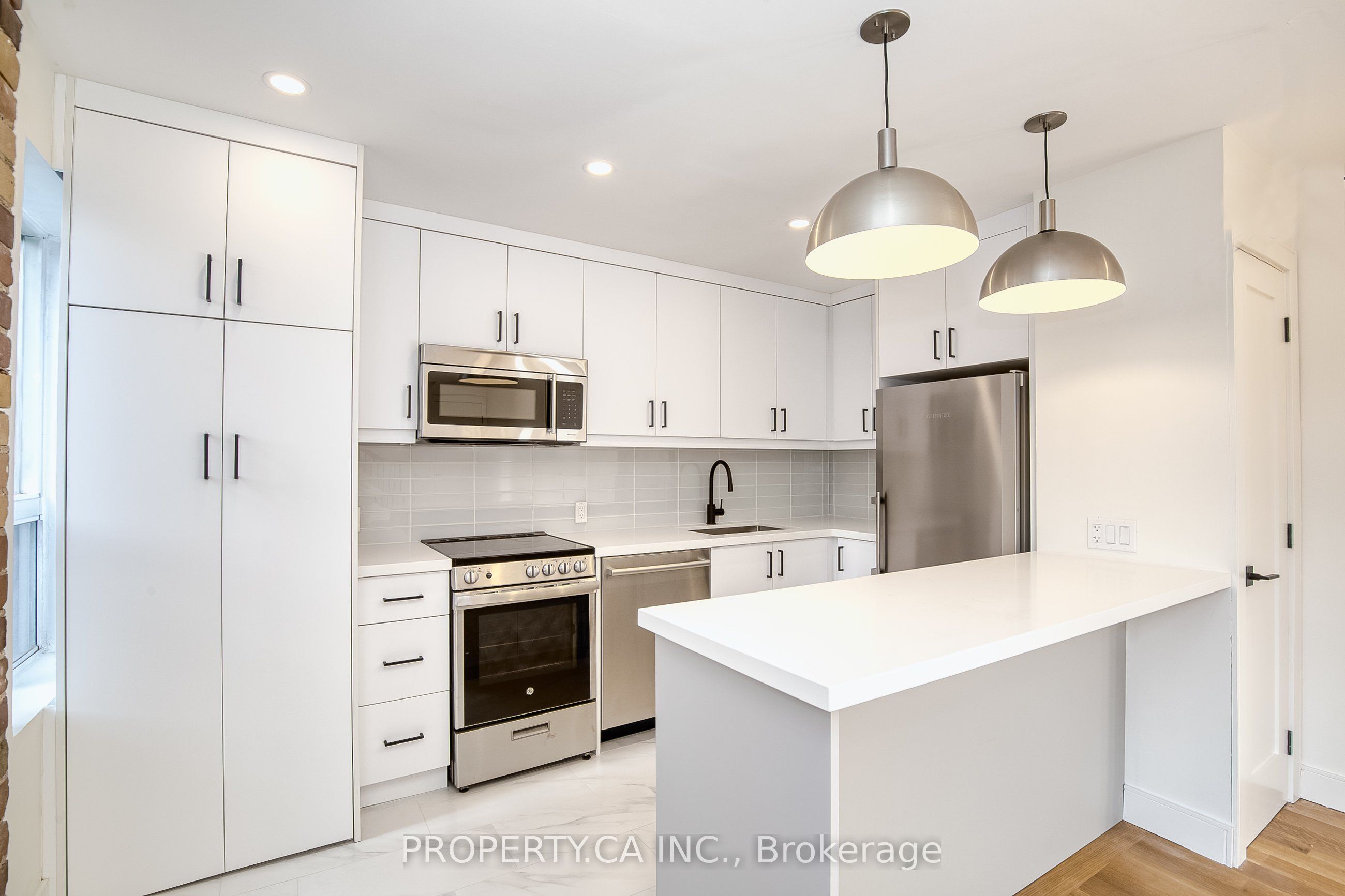 97 Lee Avenue Property Photo 20