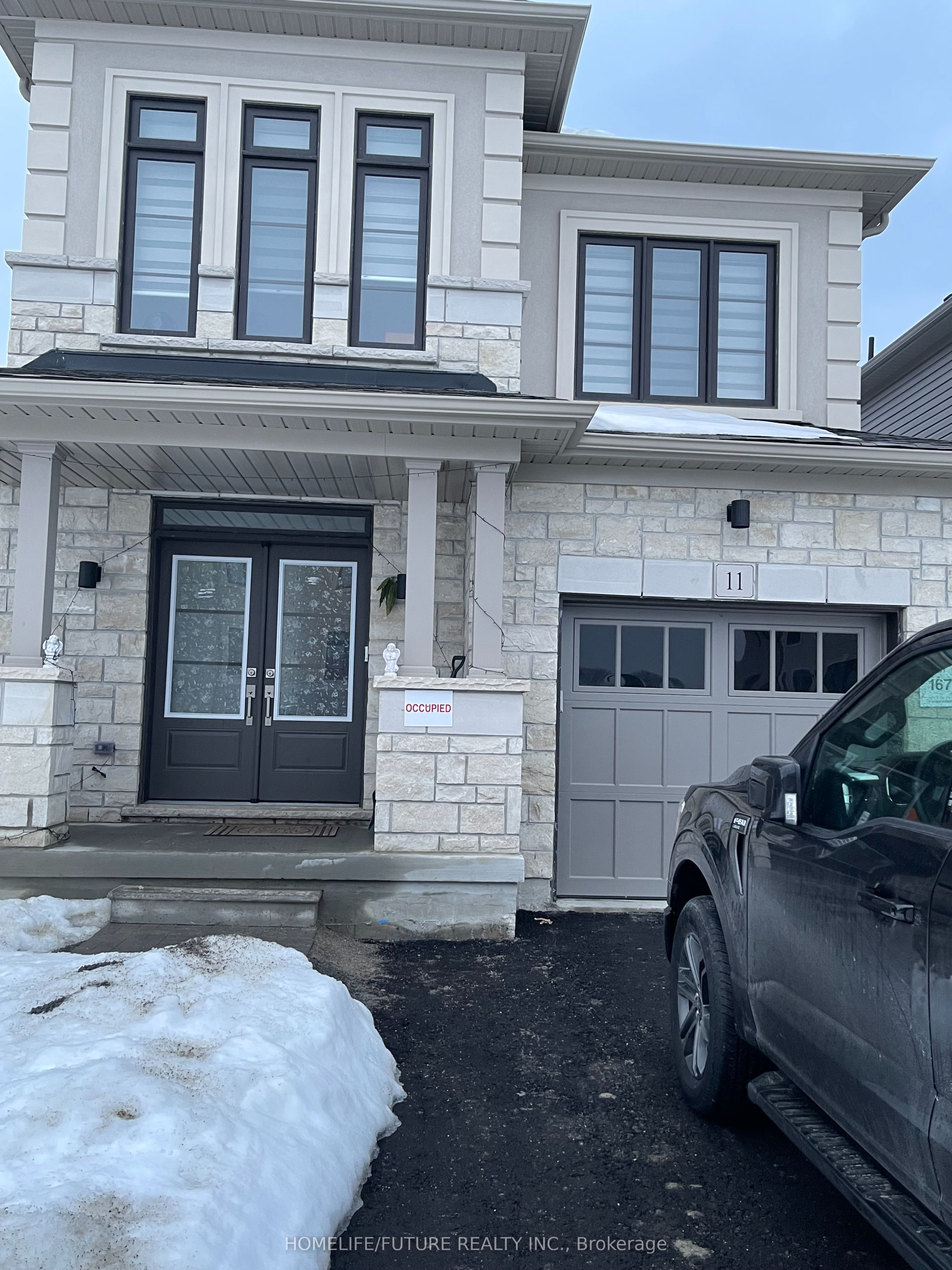 11 Salmon Crescent Property Photo 1