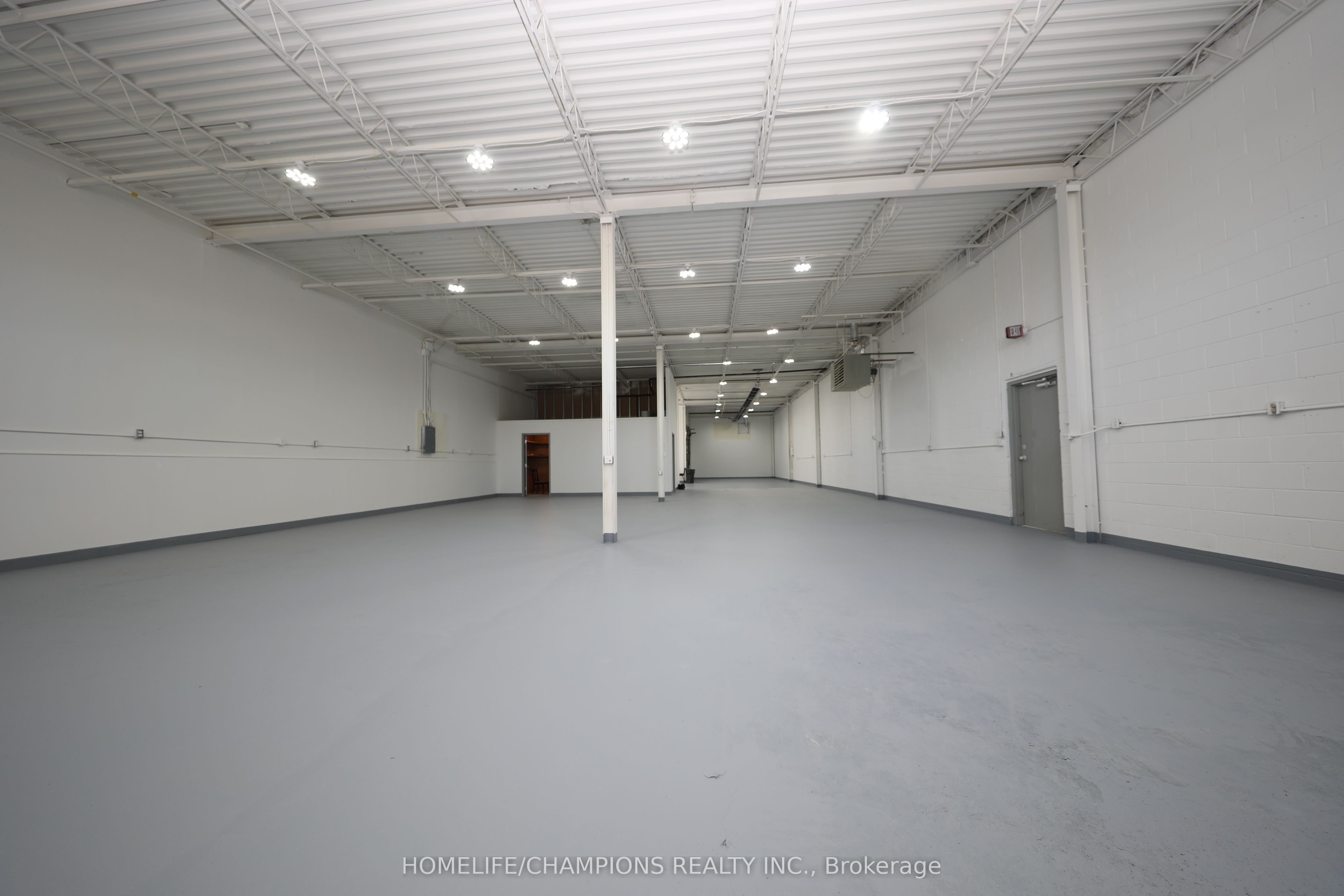##3 - 804 Ritson Road Property Photo 7