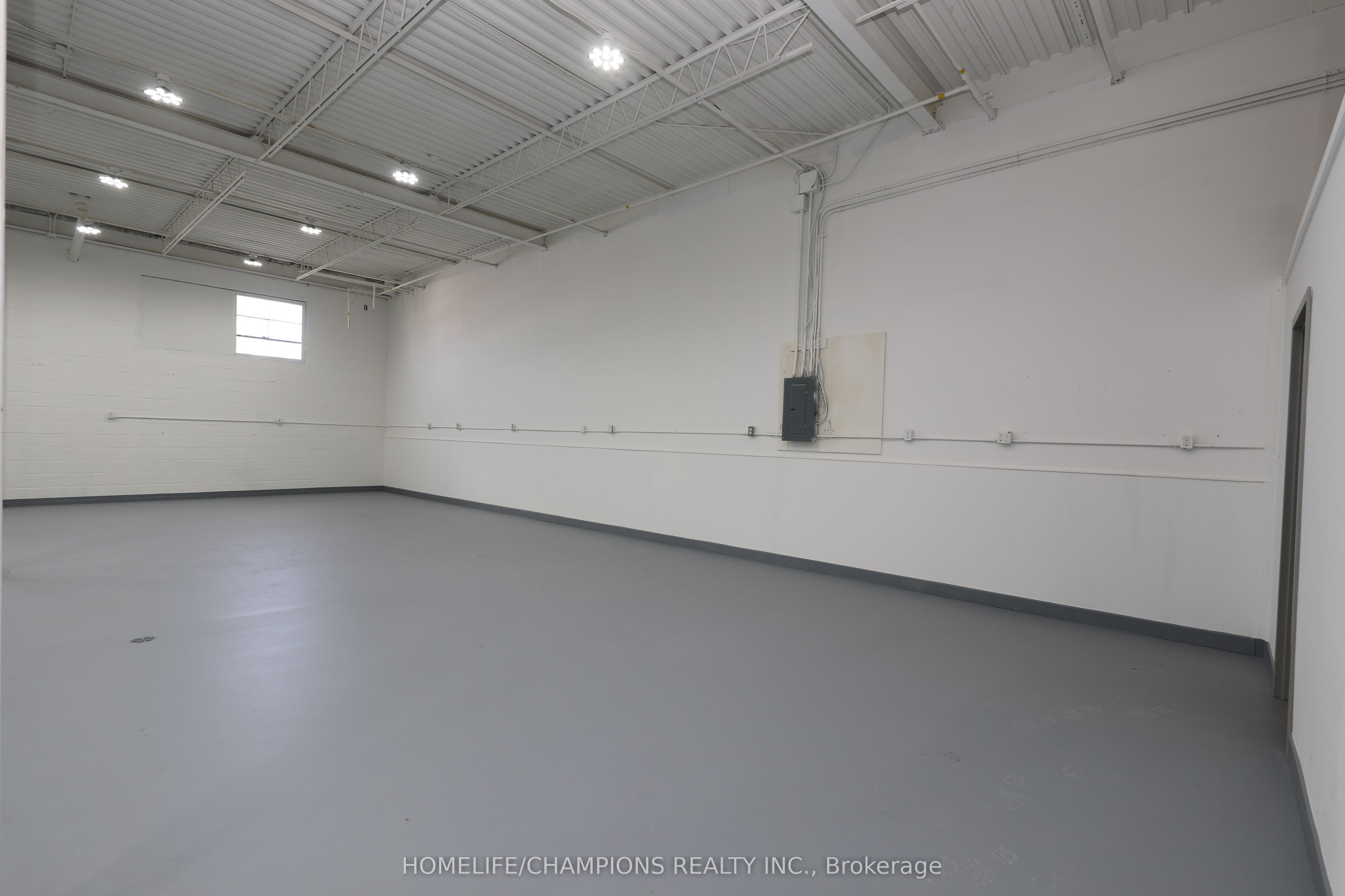##3 - 804 Ritson Road Property Photo 13