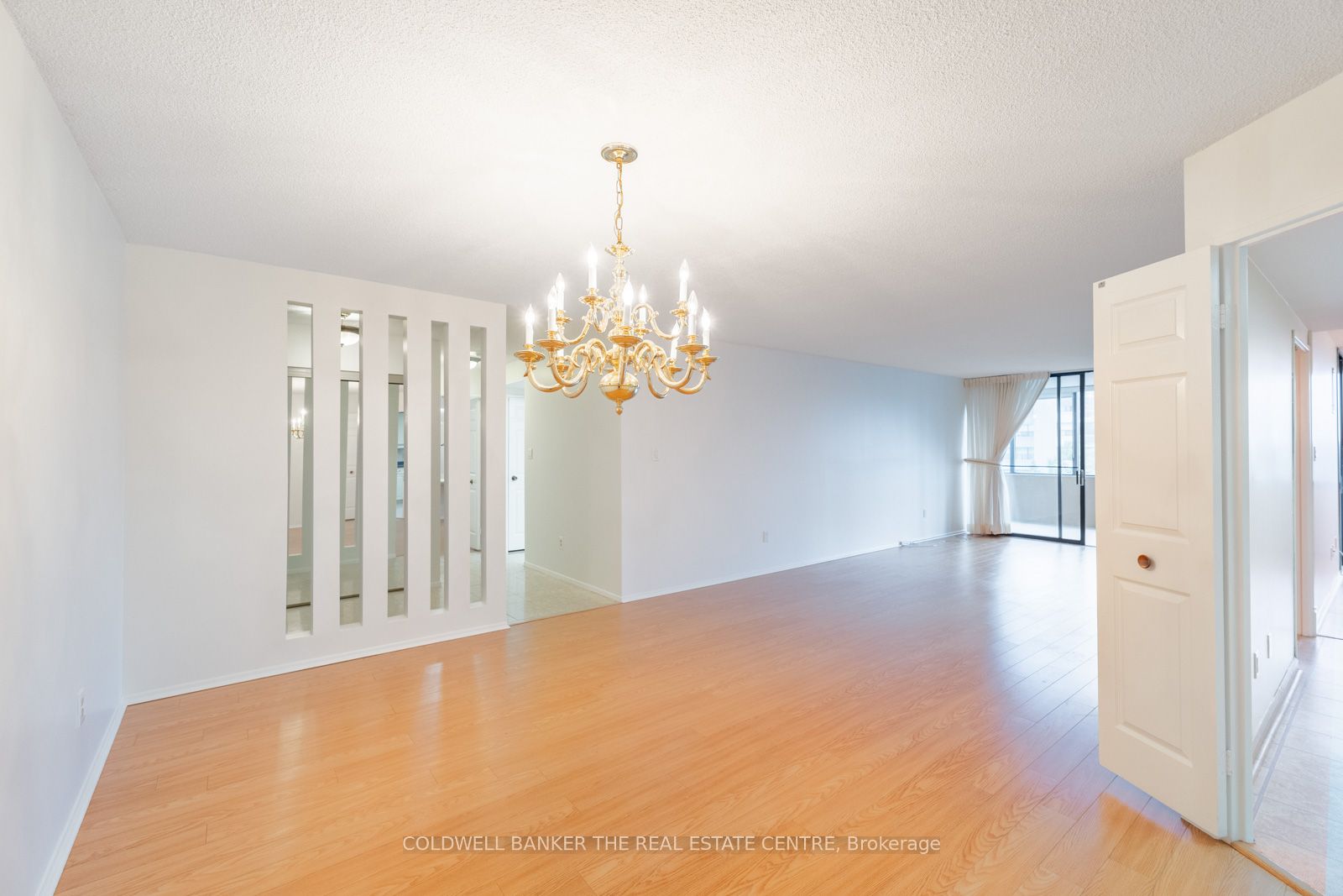 #612 - 2350 Bridletowne Circle Property Photo 8