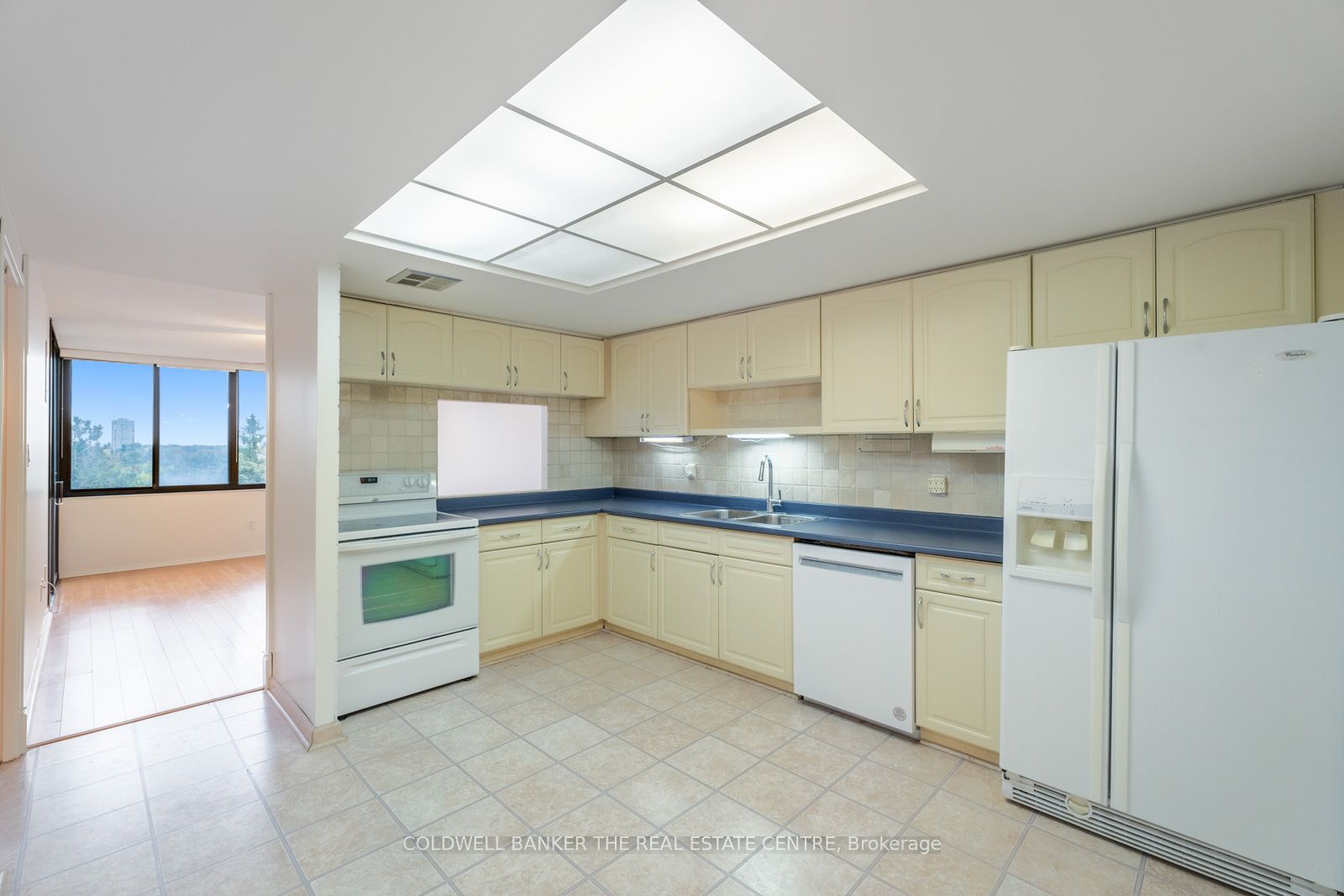 #612 - 2350 Bridletowne Circle Property Photo 9