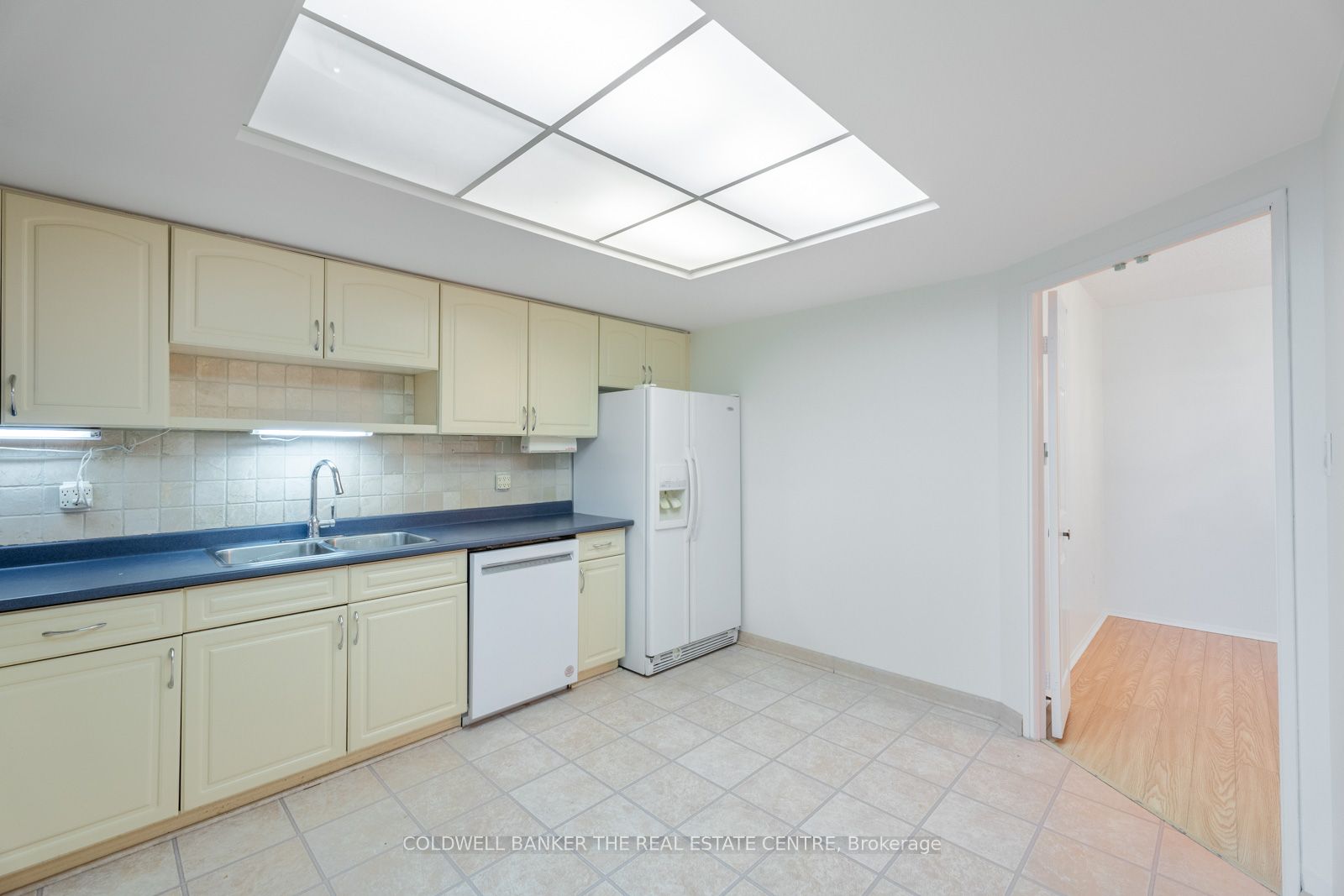 #612 - 2350 Bridletowne Circle Property Photo 10