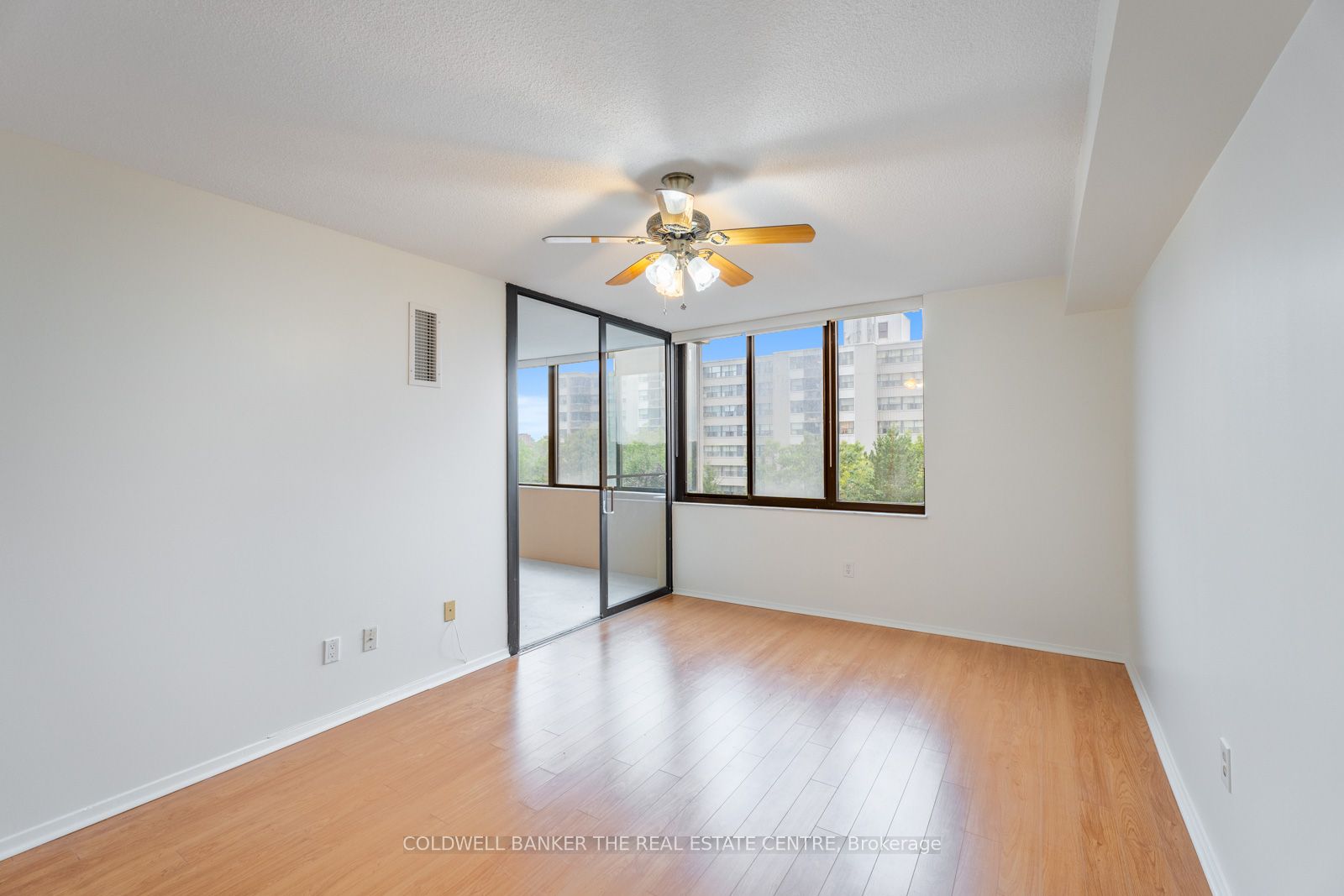 #612 - 2350 Bridletowne Circle Property Photo 15