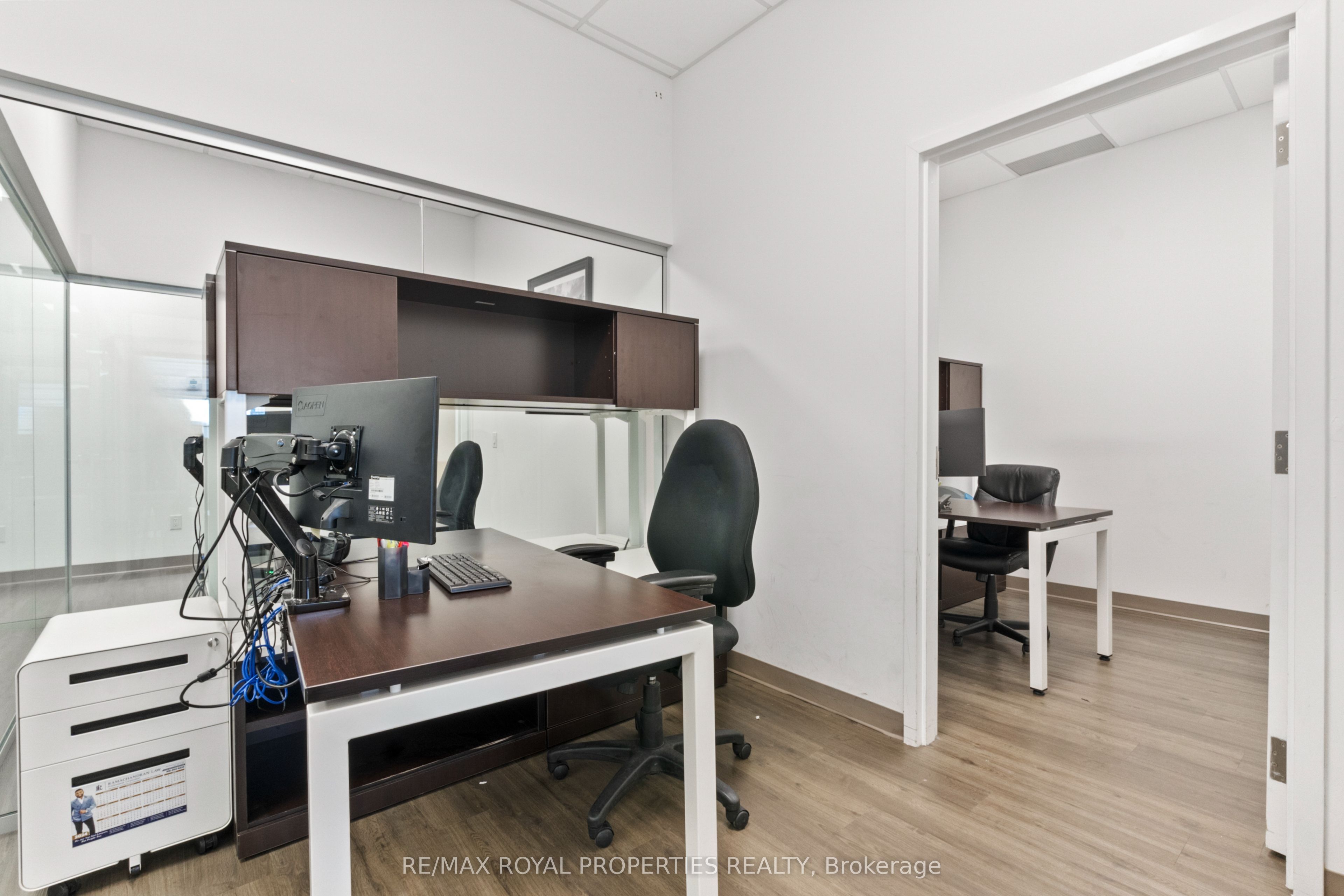 #403 - 300 Rossland Road Property Photo 12