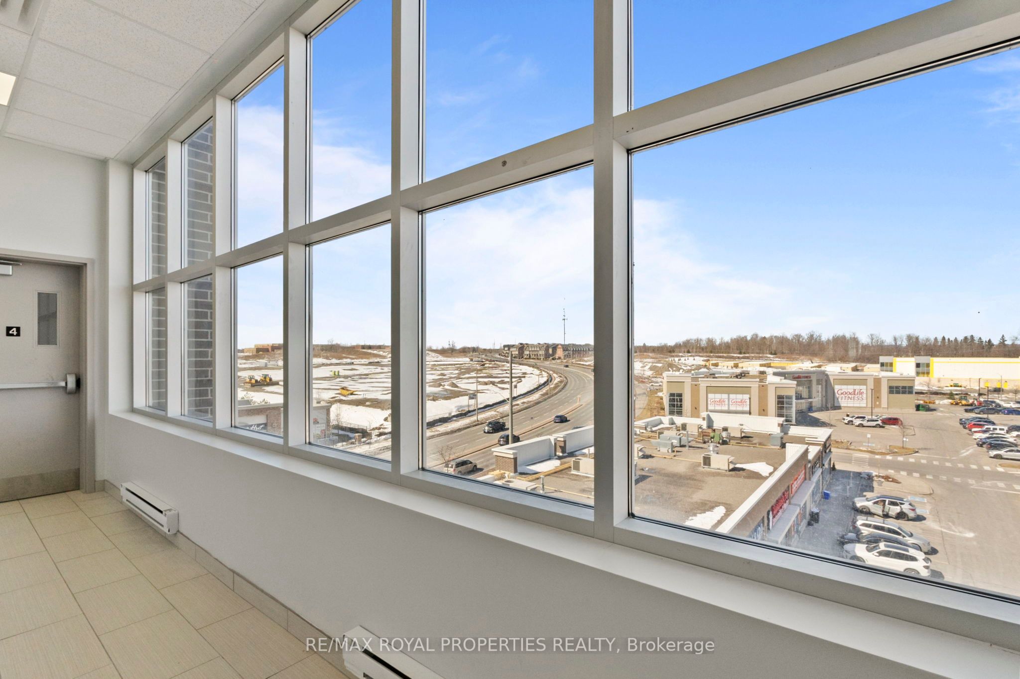 #403 - 300 Rossland Road Property Photo 21