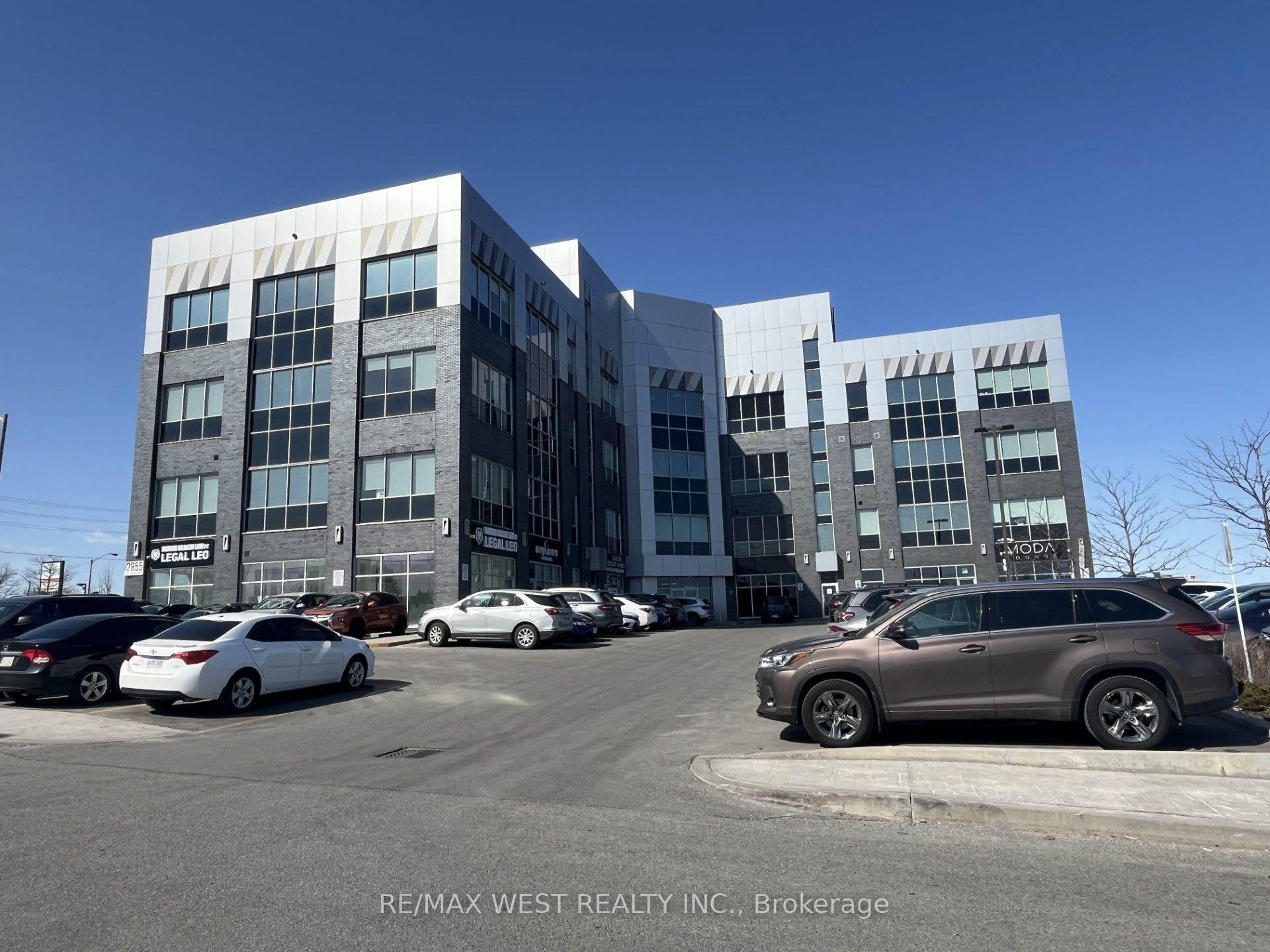 #202 - 2855 Markham Road Property Photo 1