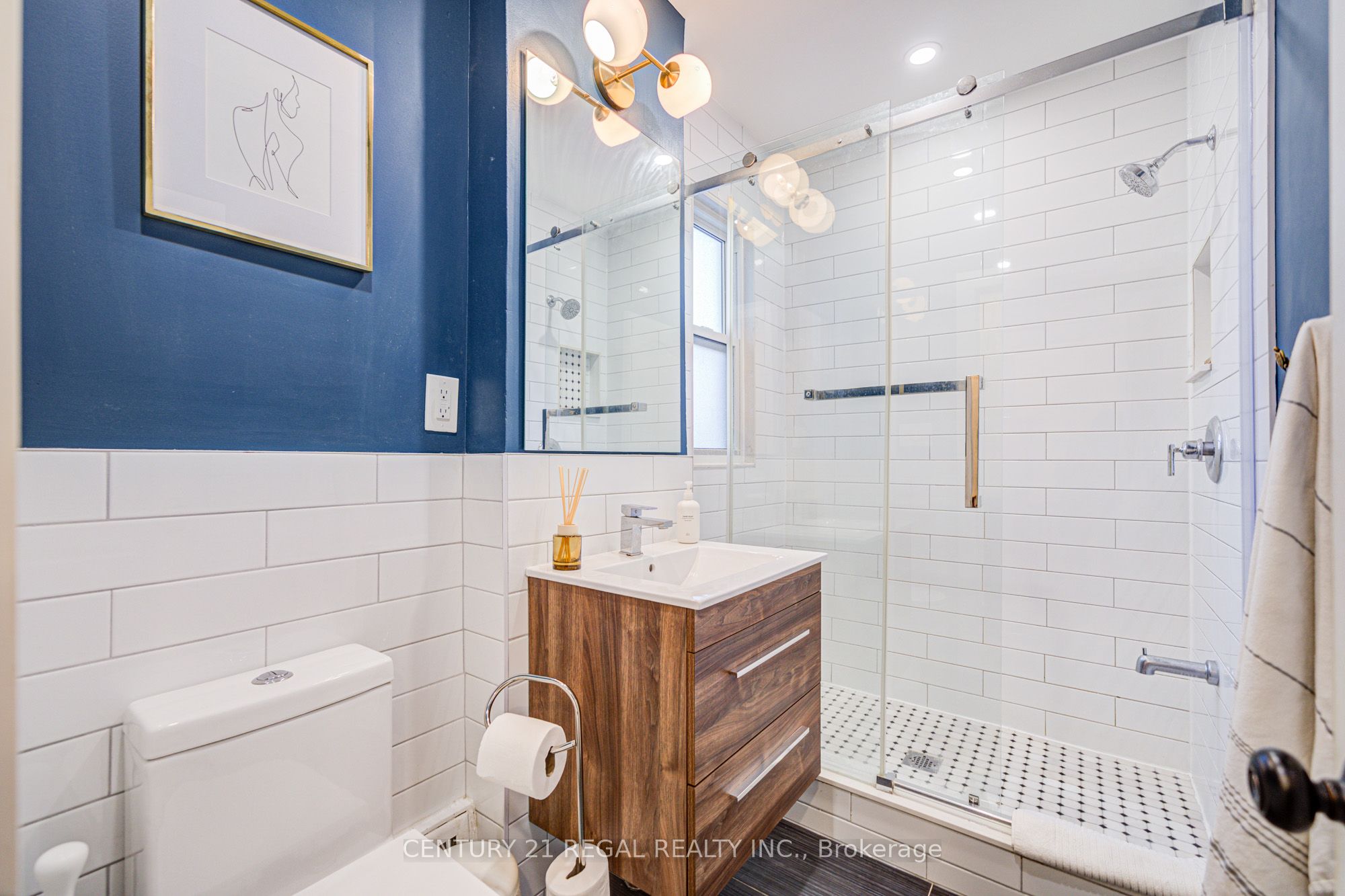 102 Frater Avenue Property Photo 23