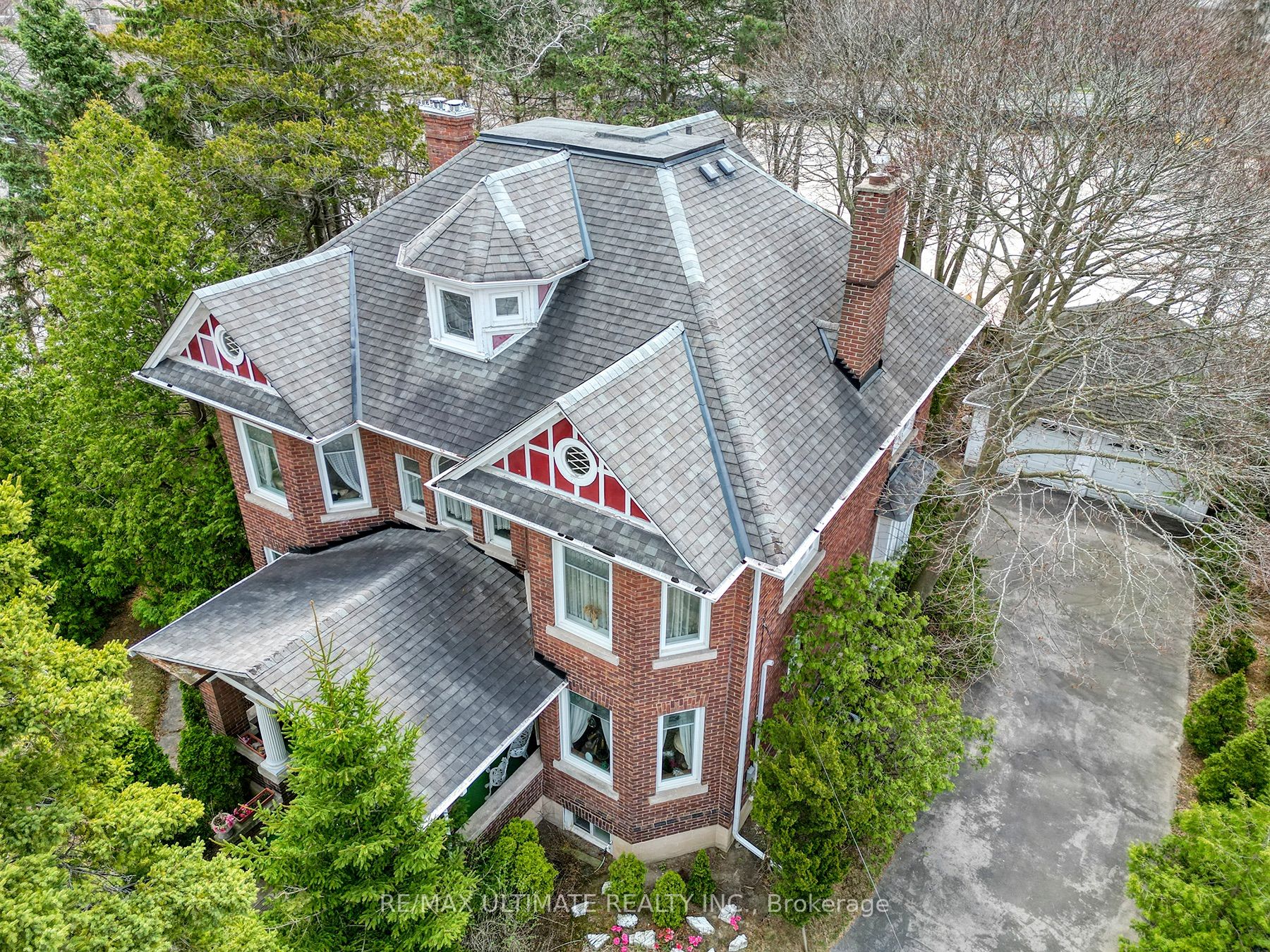 456 Manse Road Property Photo 1