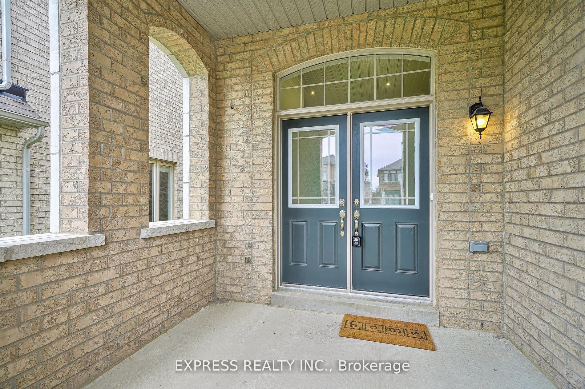 6 Morley Crescent Property Photo 2