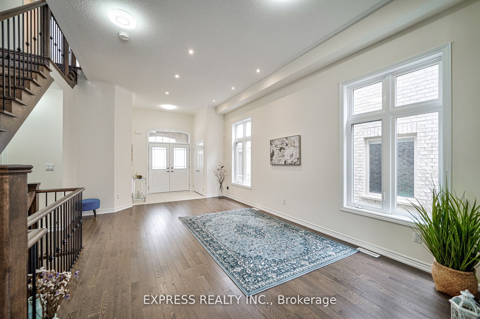 6 Morley Crescent Property Photo 4