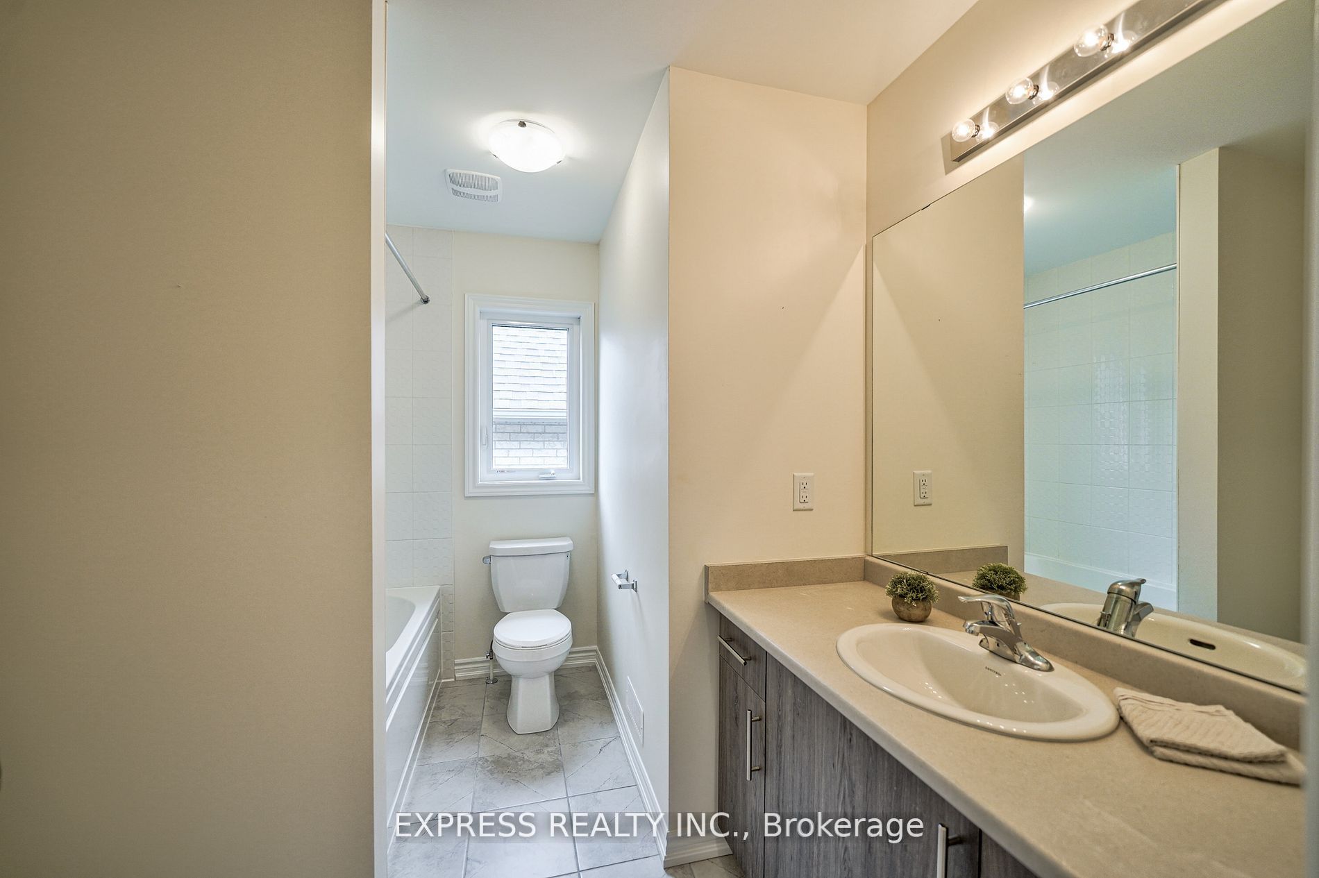 6 Morley Crescent Property Photo 33