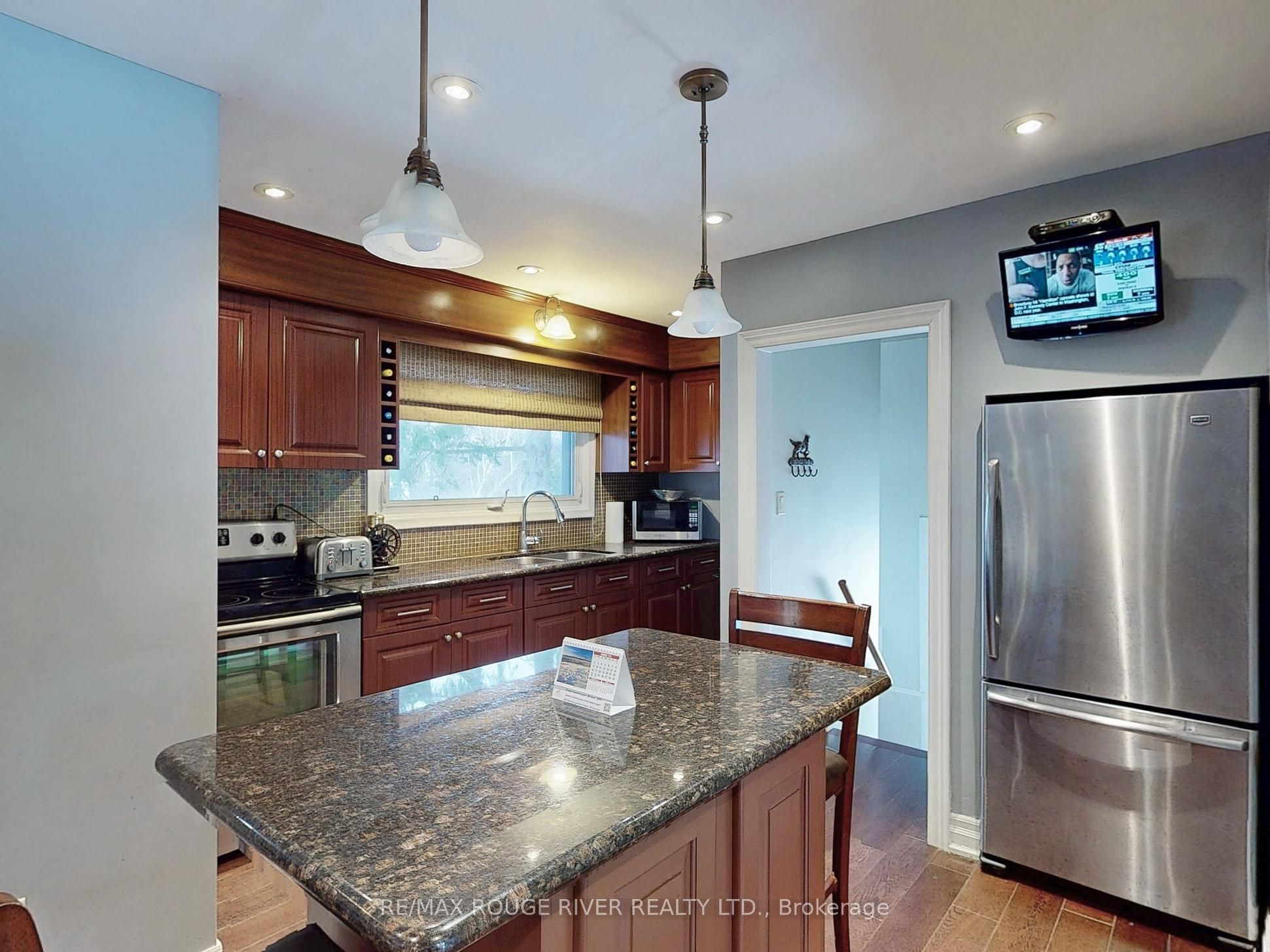 235 Island Road Property Photo 11