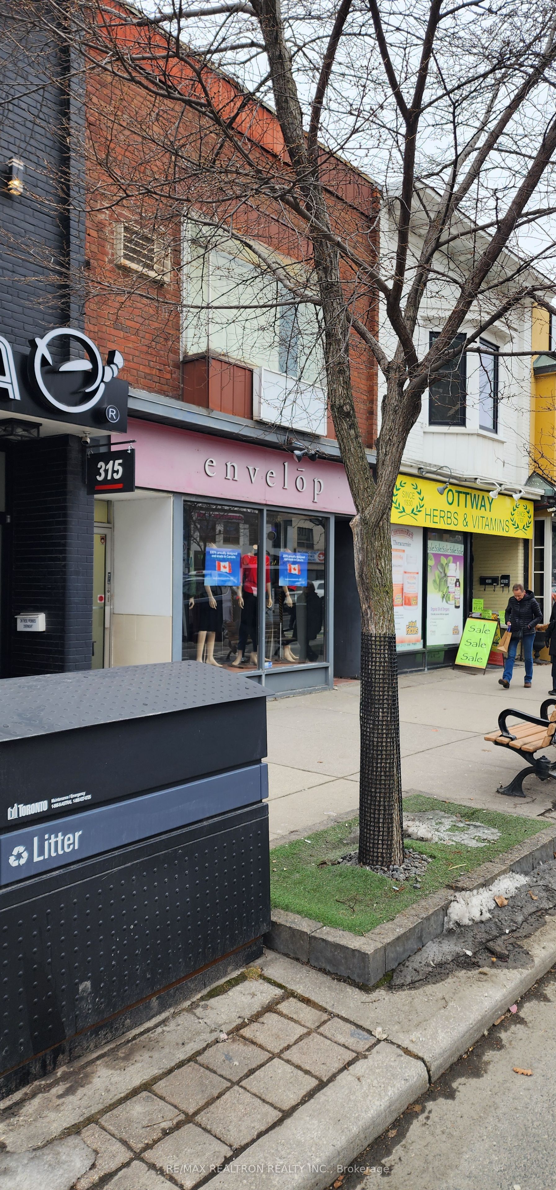 311 Danforth Avenue Property Photo 3