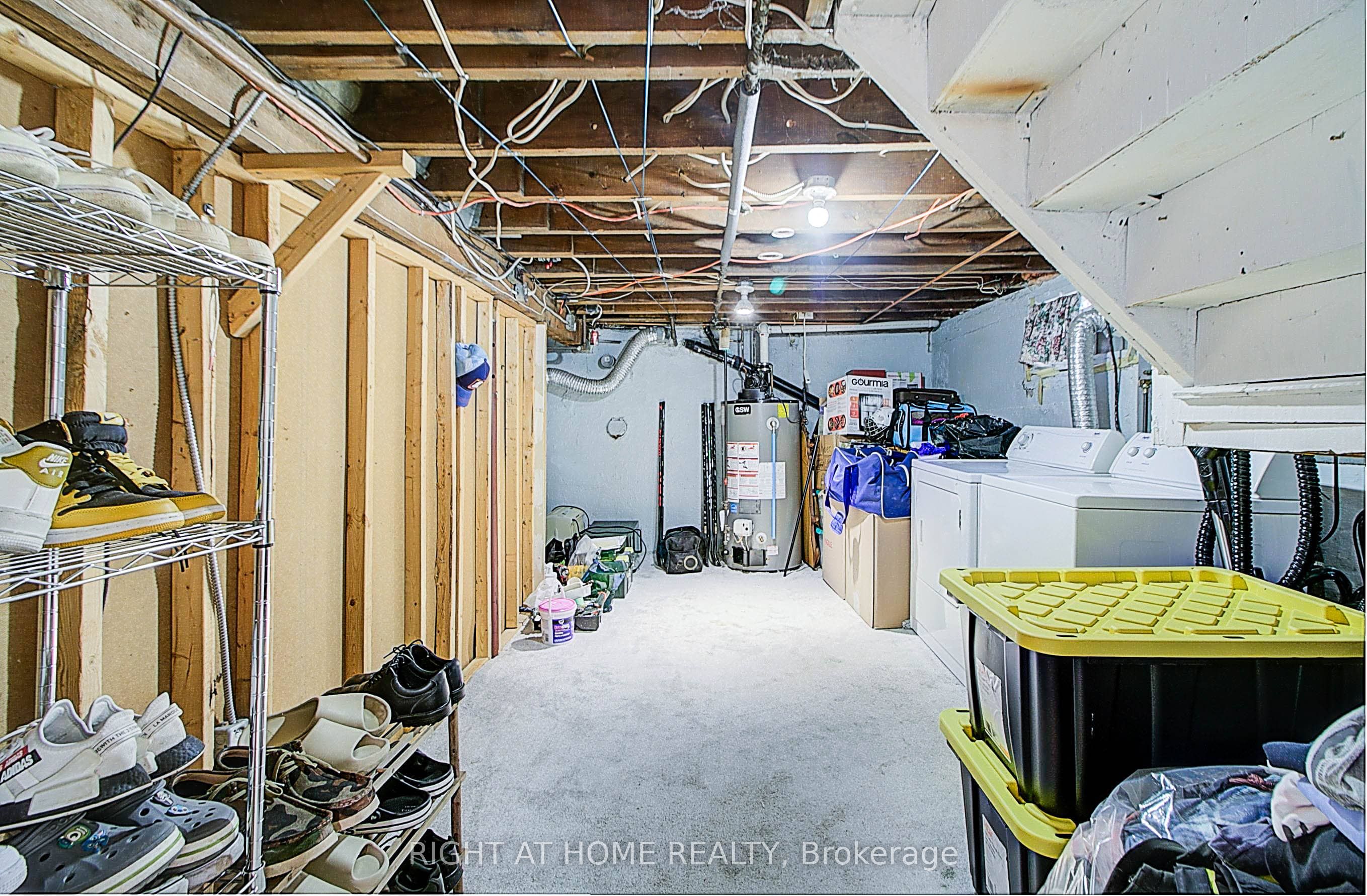 355 Ritson Road S Property Photo 15