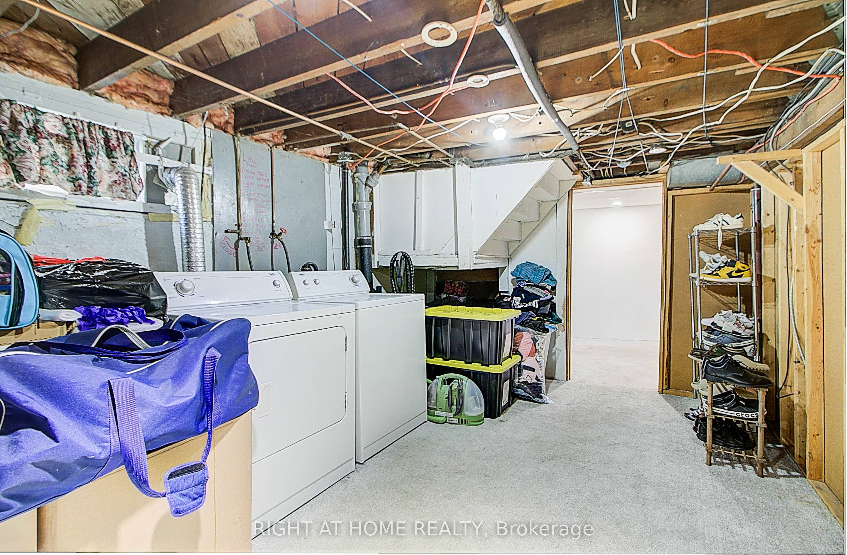 355 Ritson Road S Property Photo 16