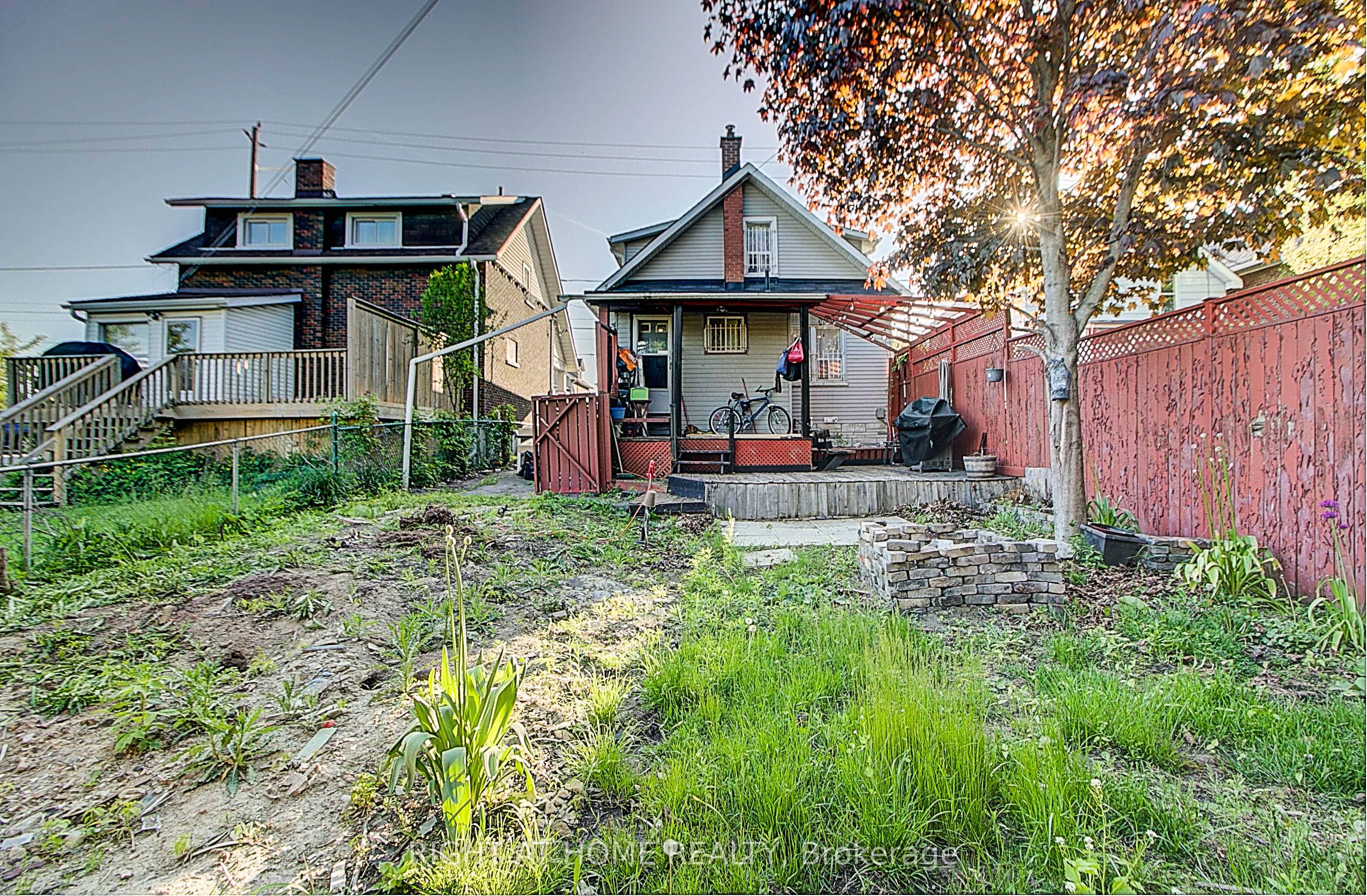 355 Ritson Road S Property Photo 18