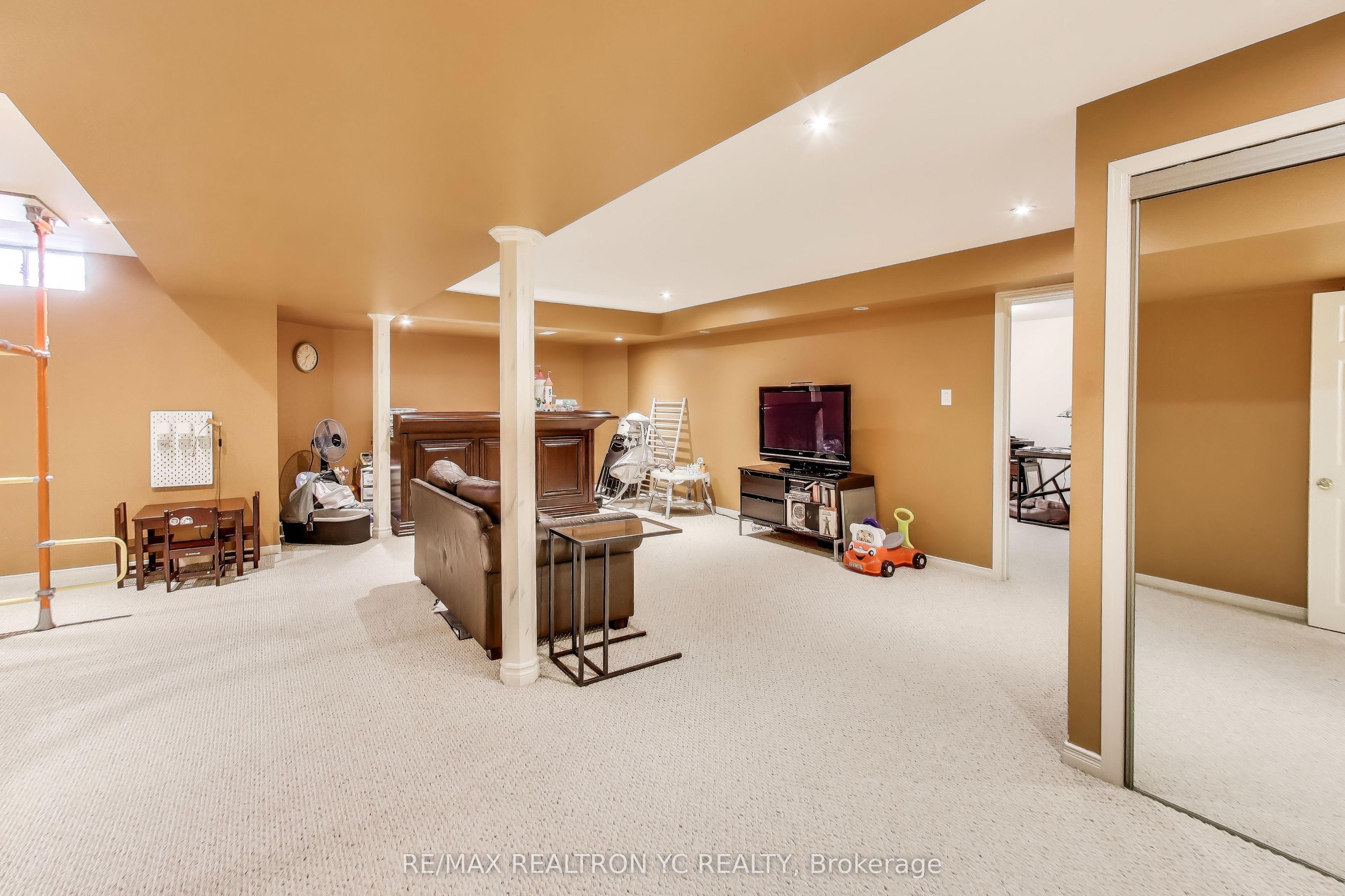 896 Darwin Drive Property Photo 29