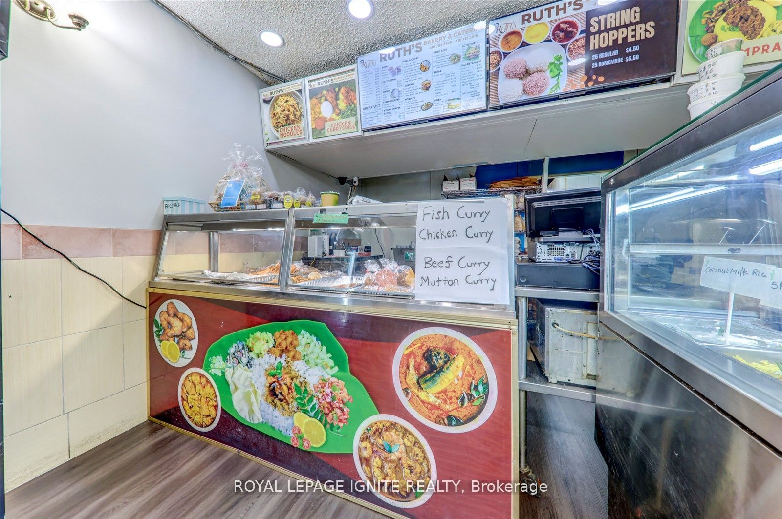 2398 Eglinton Avenue Property Photo 8
