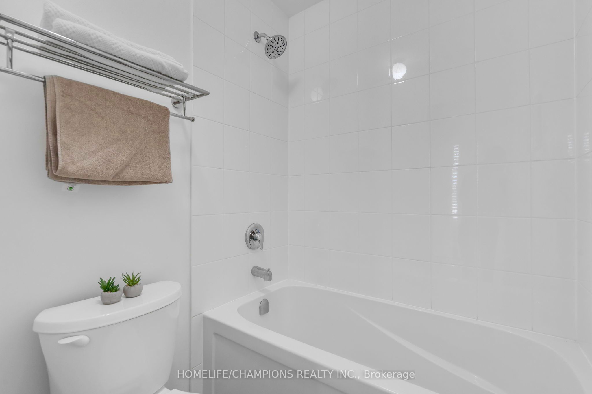 37 Whitefish Street Property Photo 32