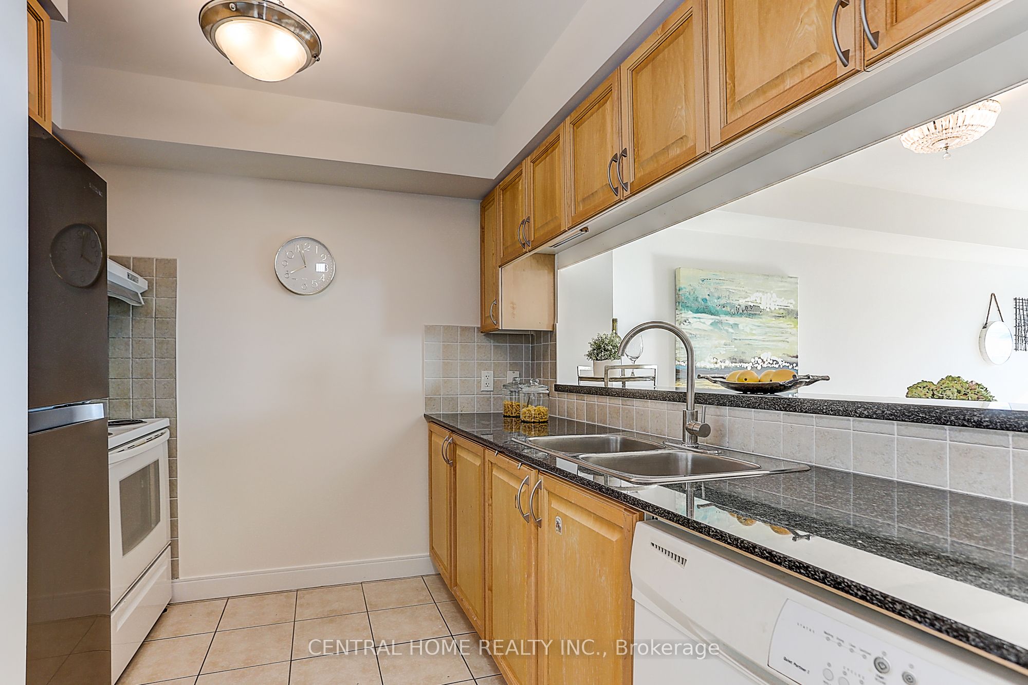 238 Bonis Avenue 2721 Property Photo 6