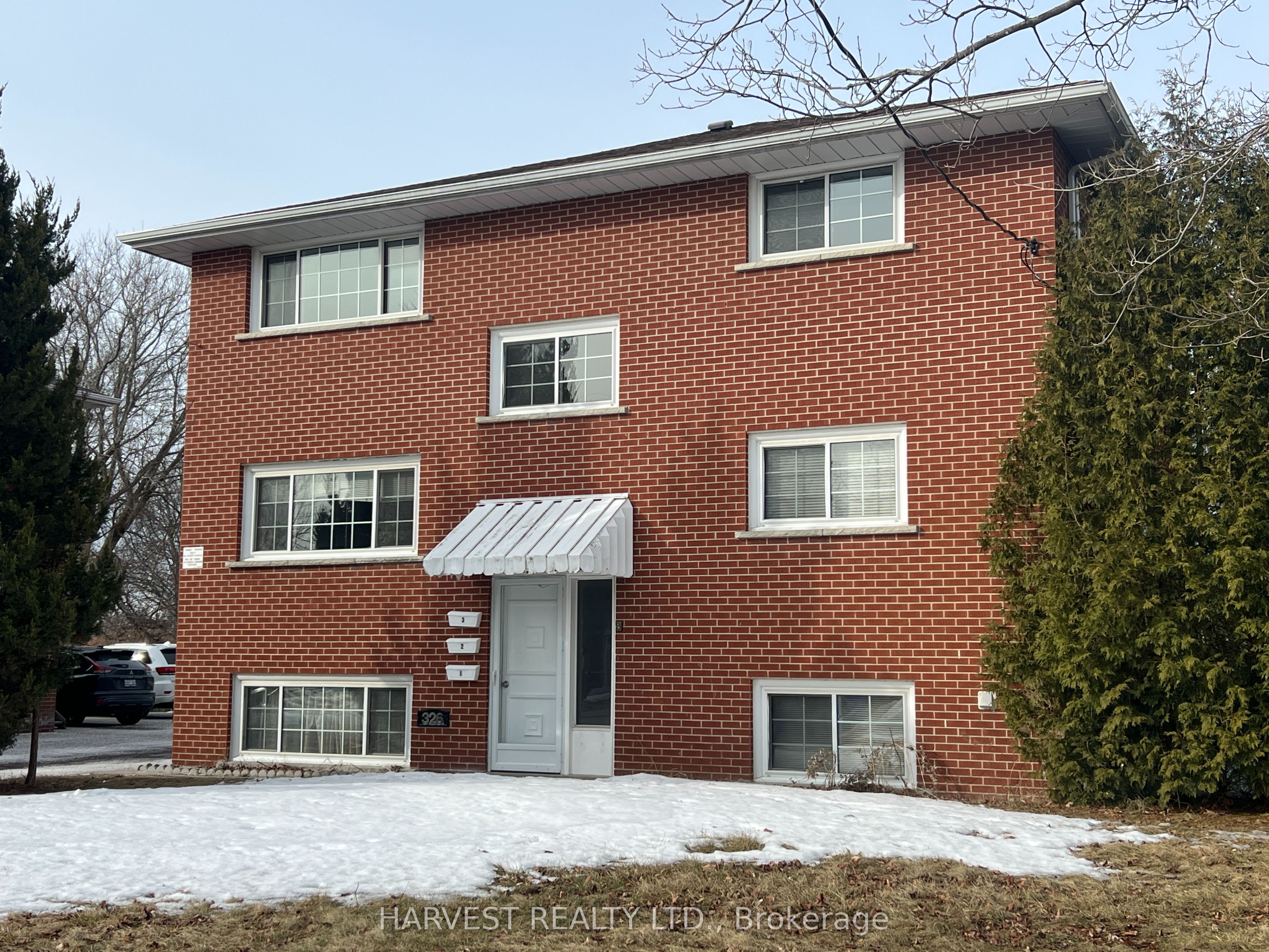326 Surrey Drive Property Photo