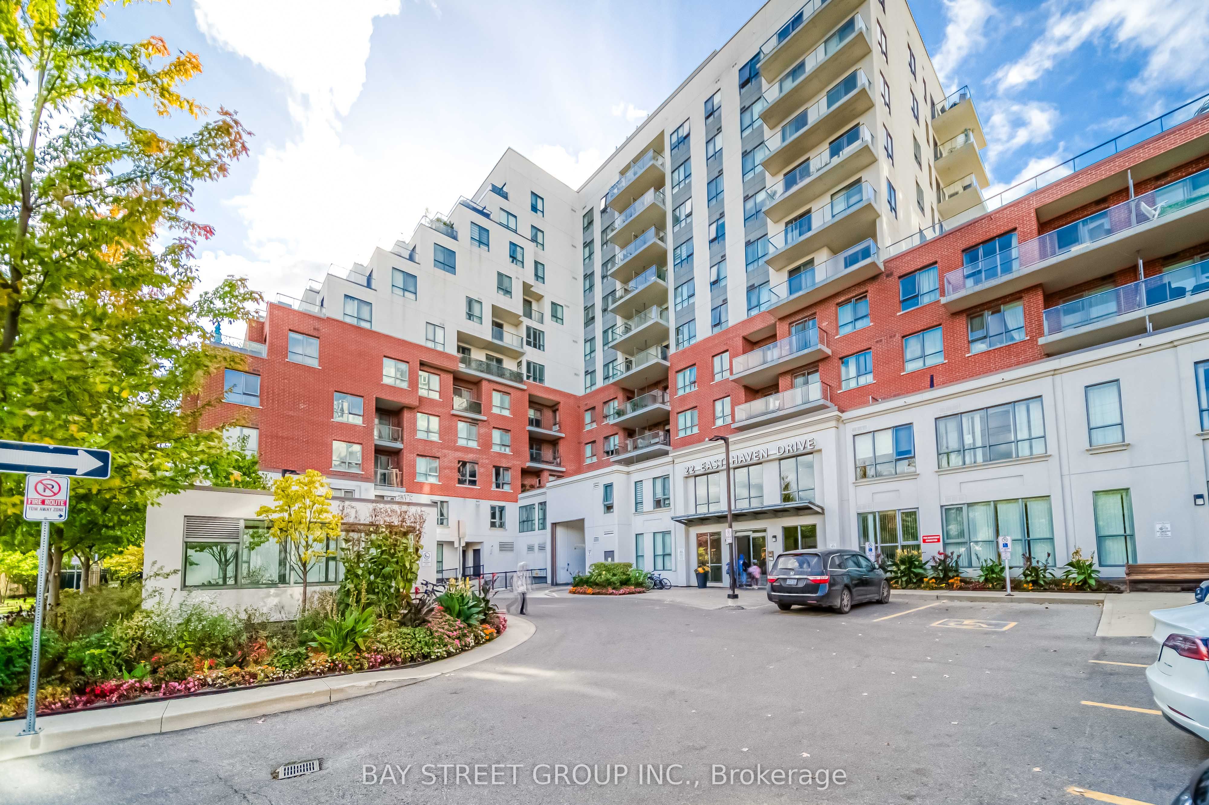 #806 - 22 East Haven Drive Property Photo 1