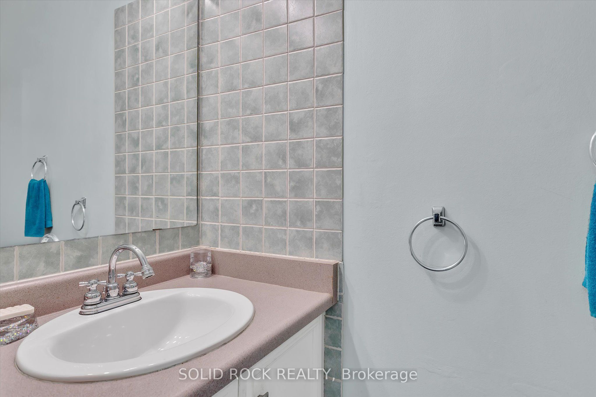 74 John Walter Crescent Property Photo 14