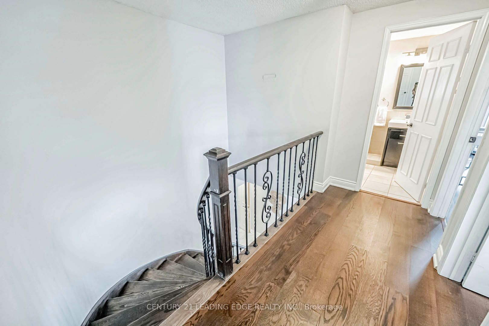 98 Frederick St Property Photo 27