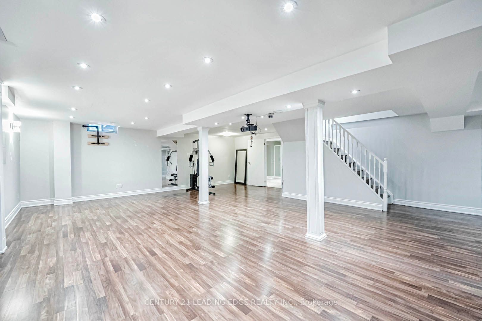 98 Frederick St Property Photo 39