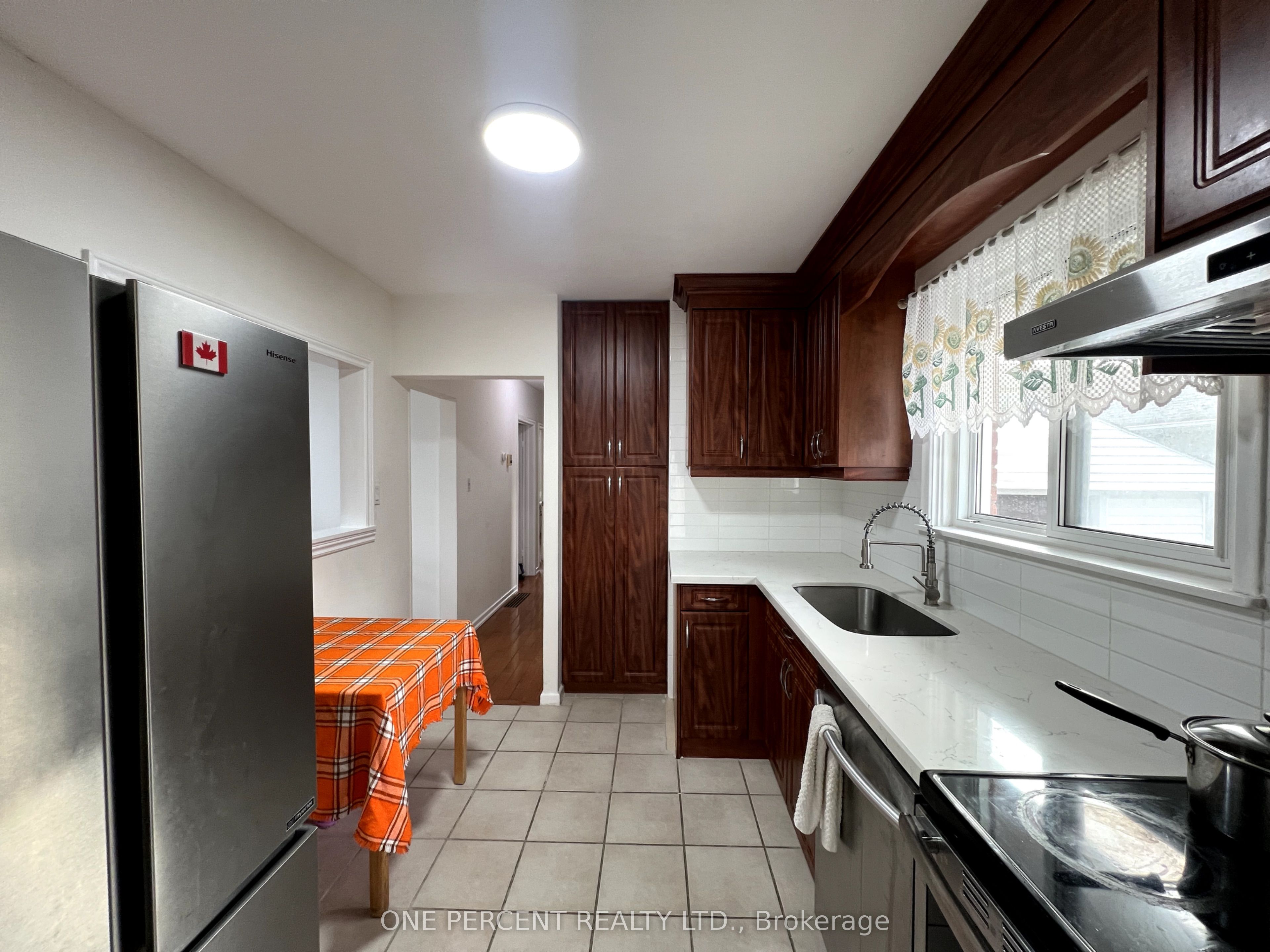 17 Savarin Street Property Photo 6