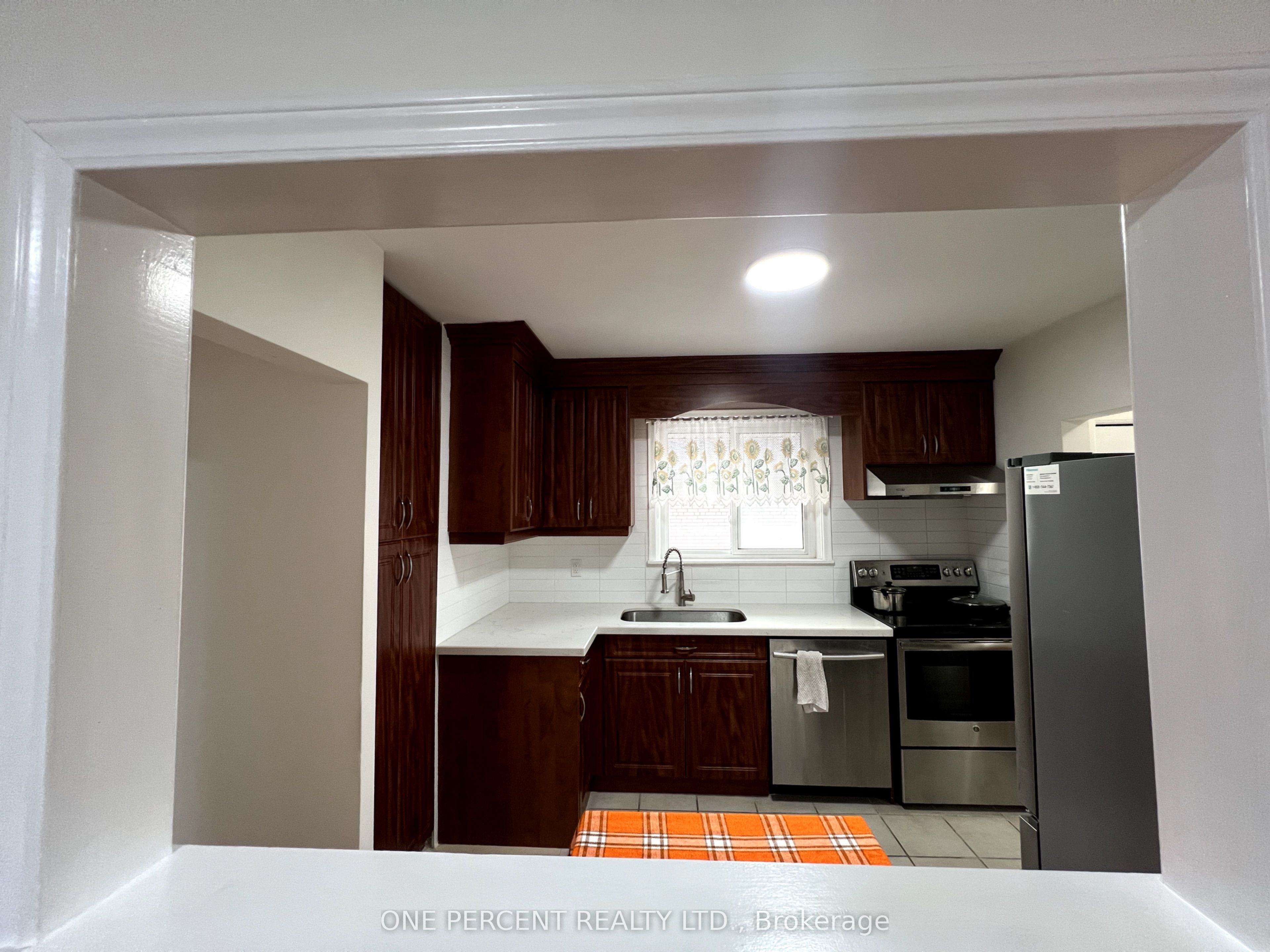 17 Savarin Street Property Photo 8