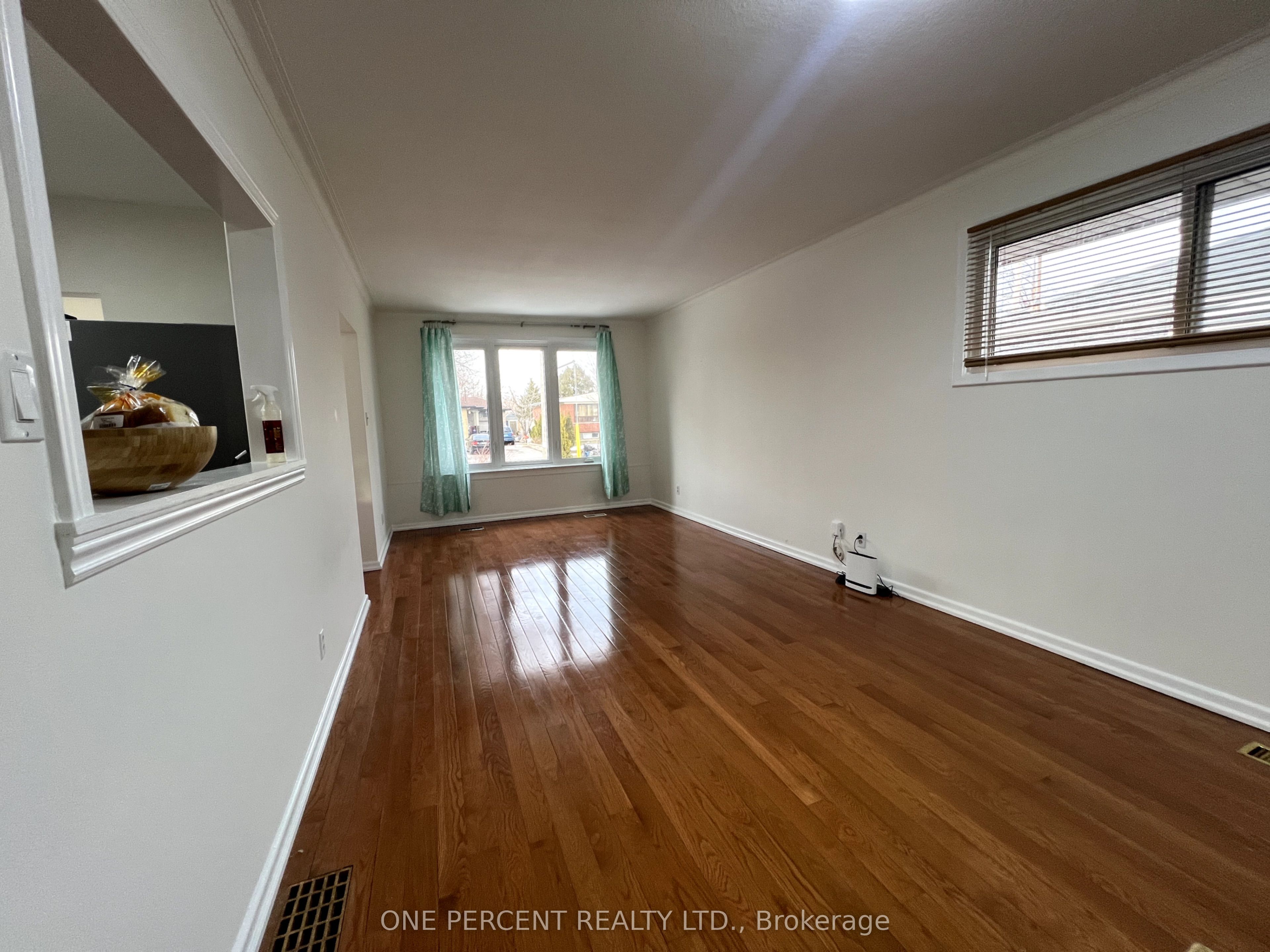 17 Savarin Street Property Photo 9