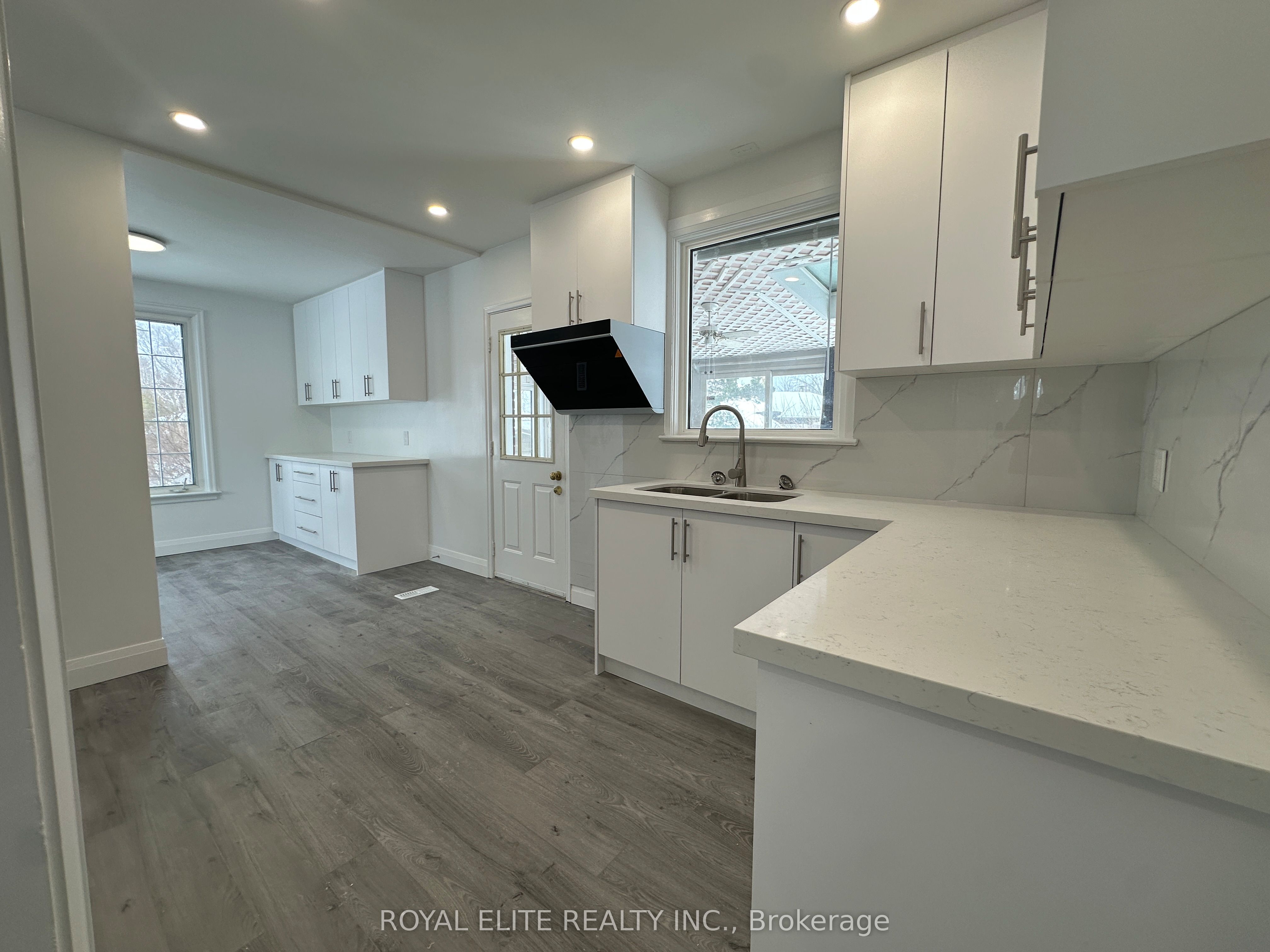 #main - 19 Montgomery Avenue Property Photo 4