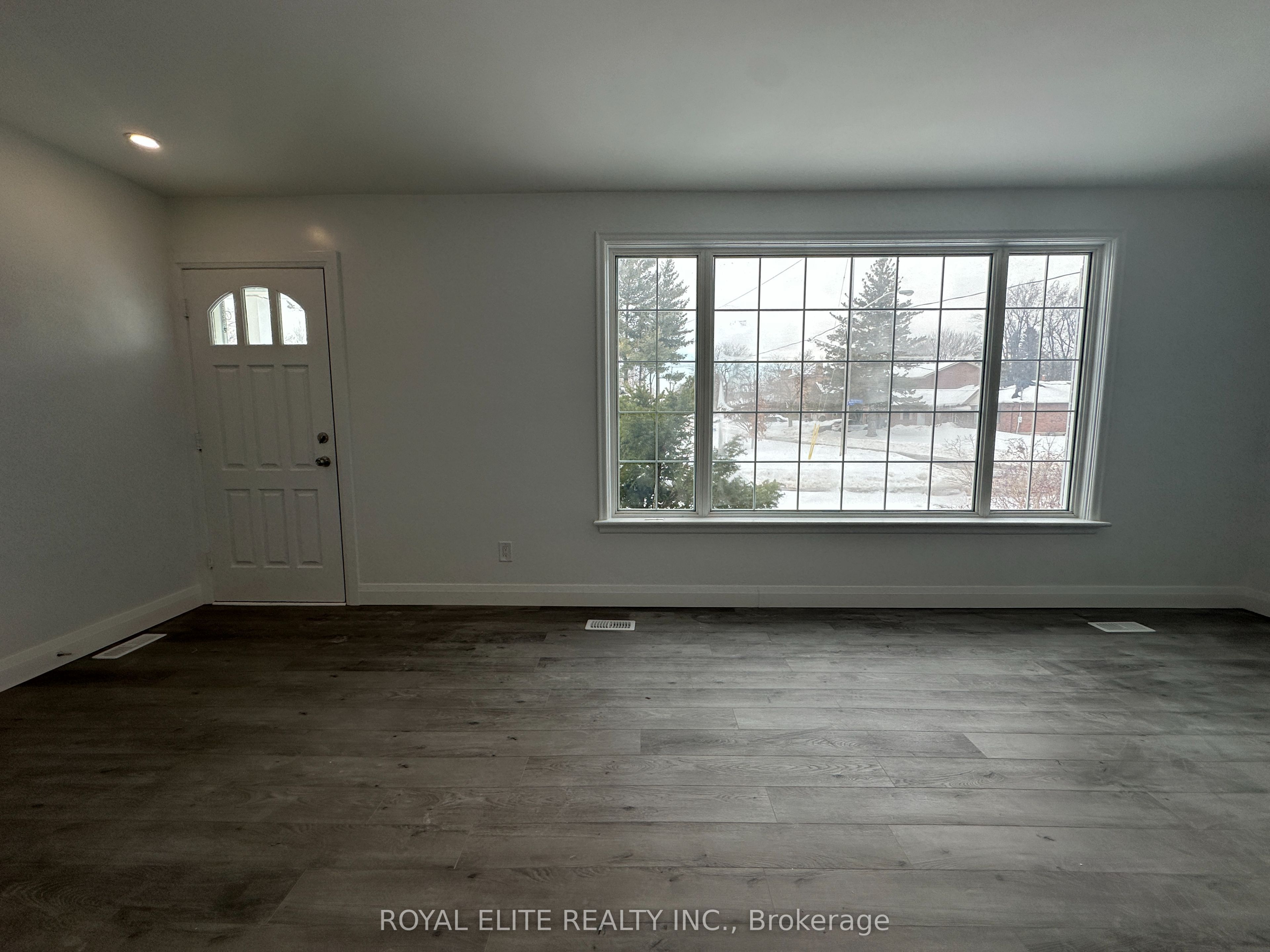 #main - 19 Montgomery Avenue Property Photo 5