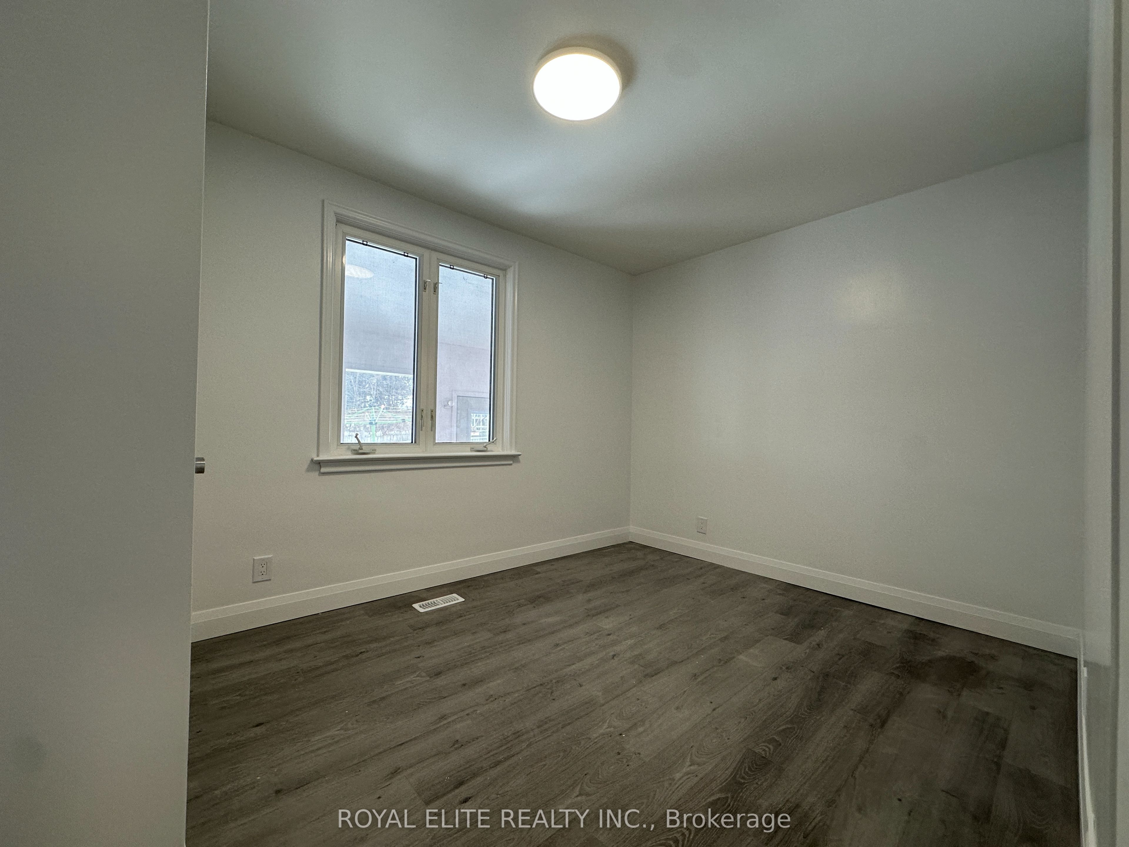 #main - 19 Montgomery Avenue Property Photo 10