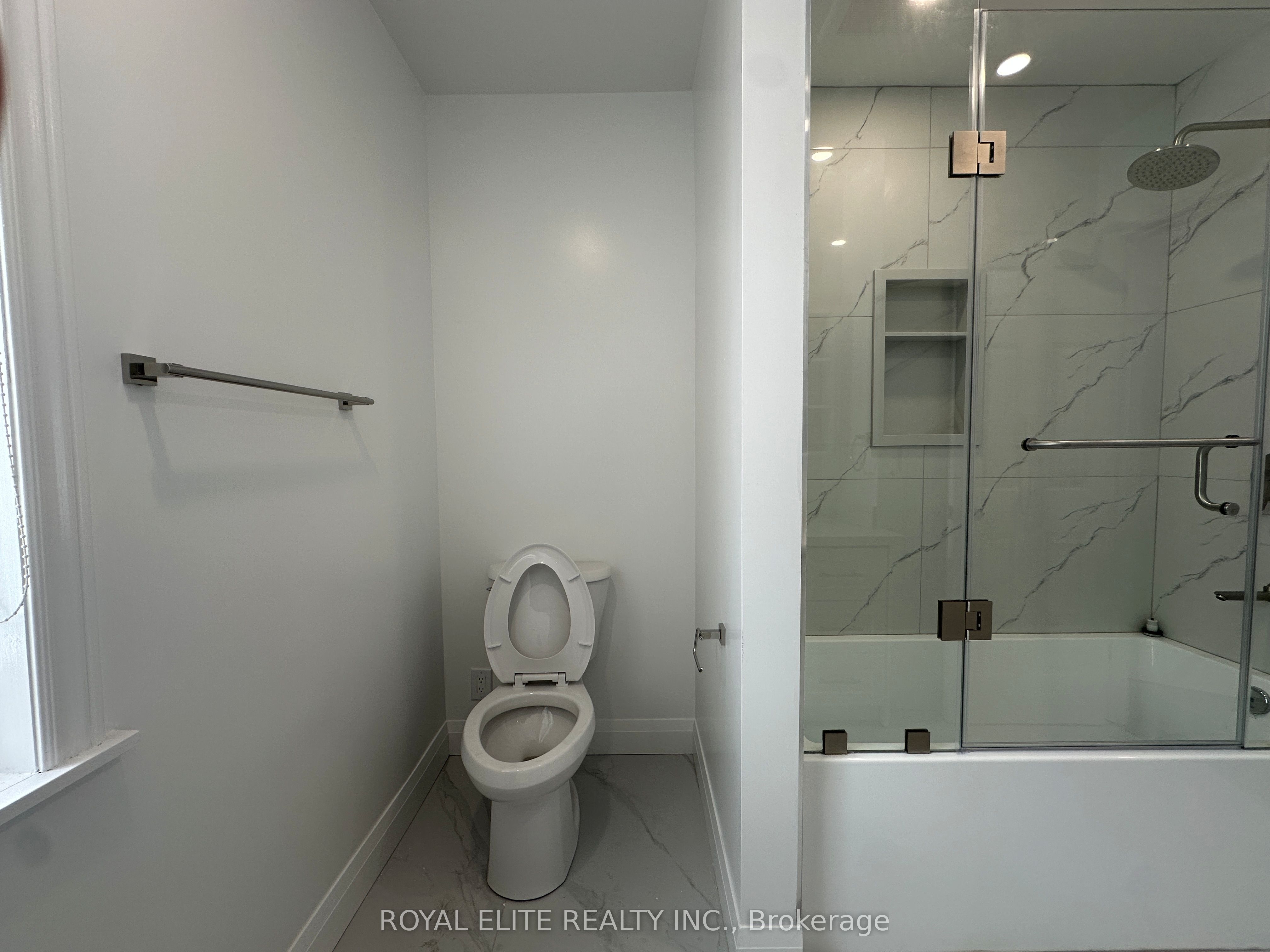 #main - 19 Montgomery Avenue Property Photo 18