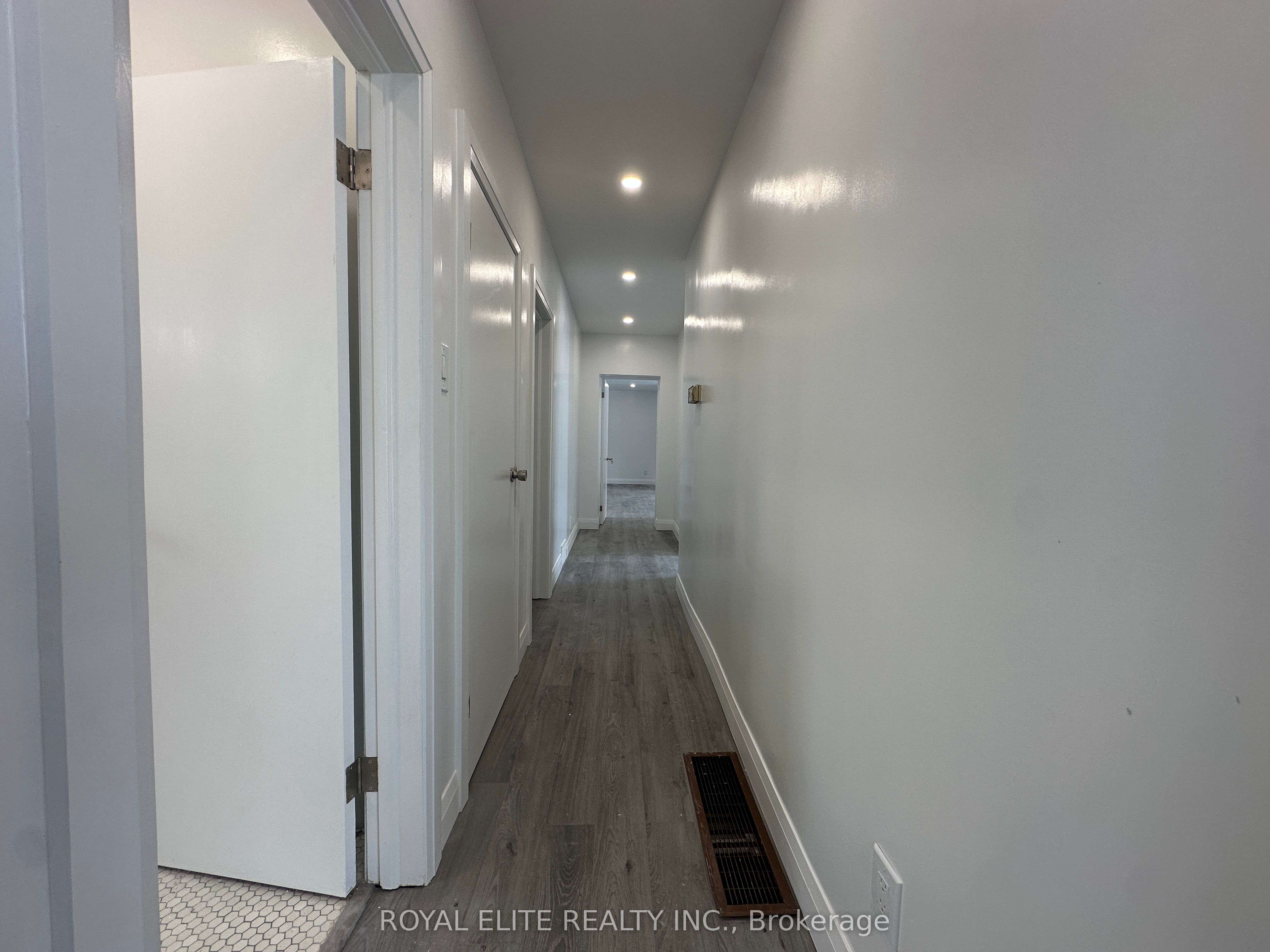 #main - 19 Montgomery Avenue Property Photo 22