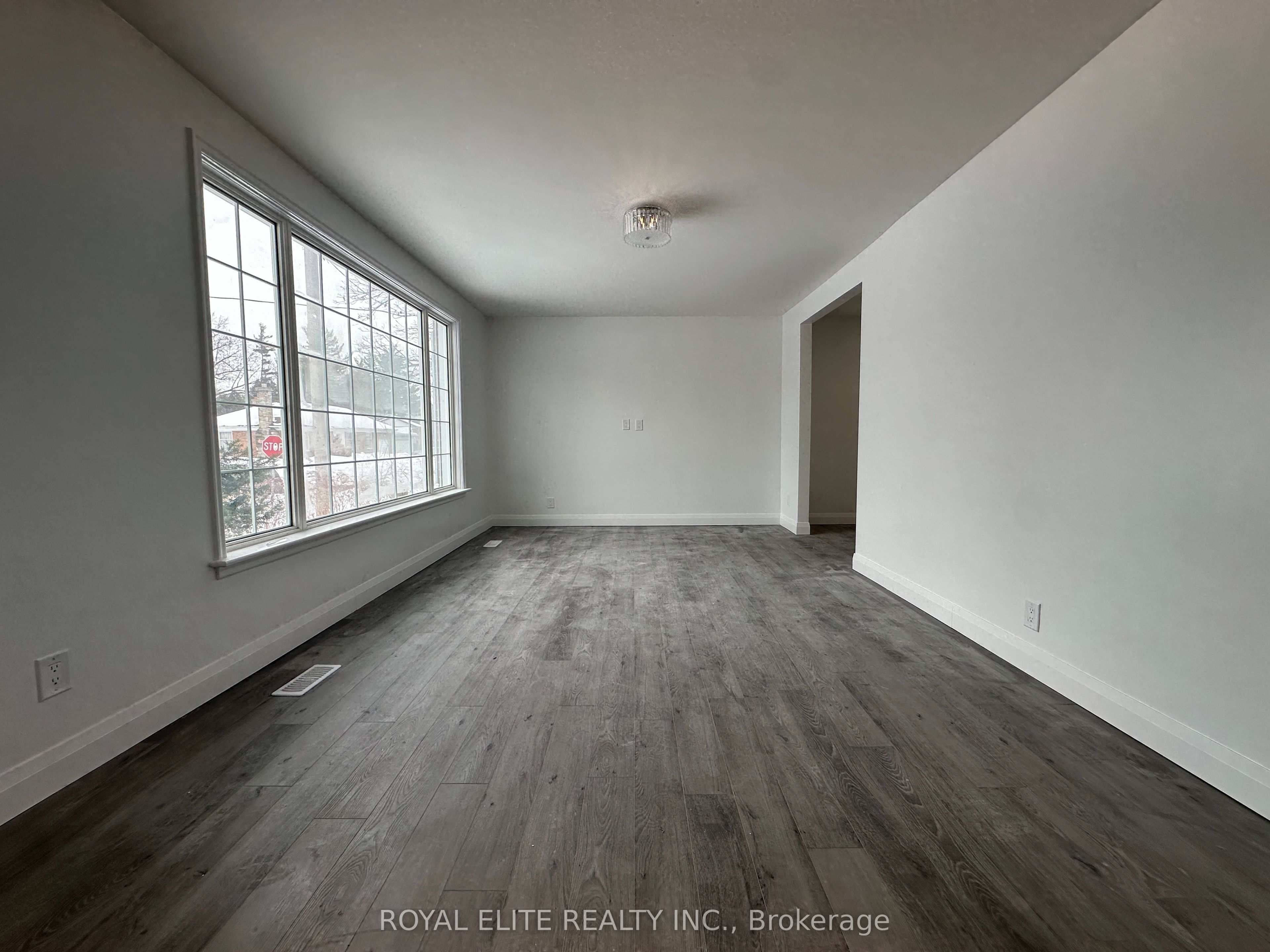 #main - 19 Montgomery Avenue Property Photo 31