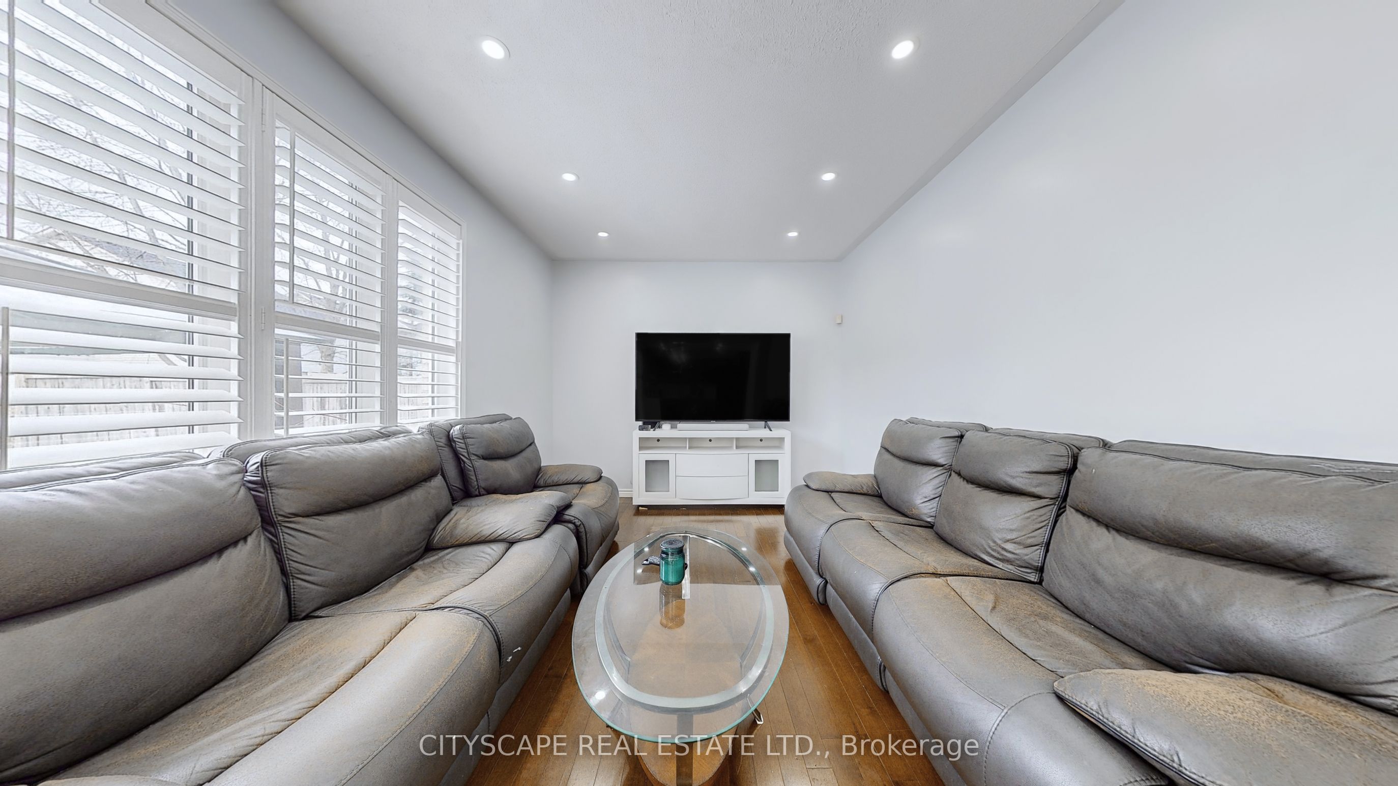 2026 Bridle Road Property Photo 8
