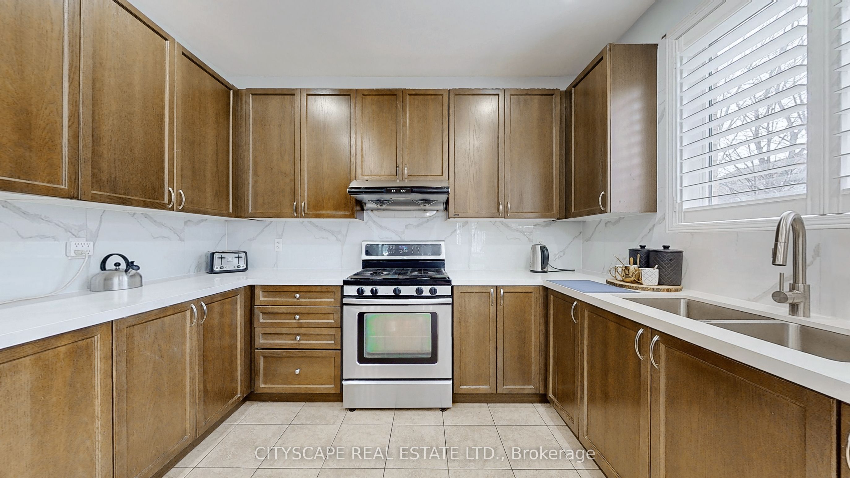 2026 Bridle Road Property Photo 10